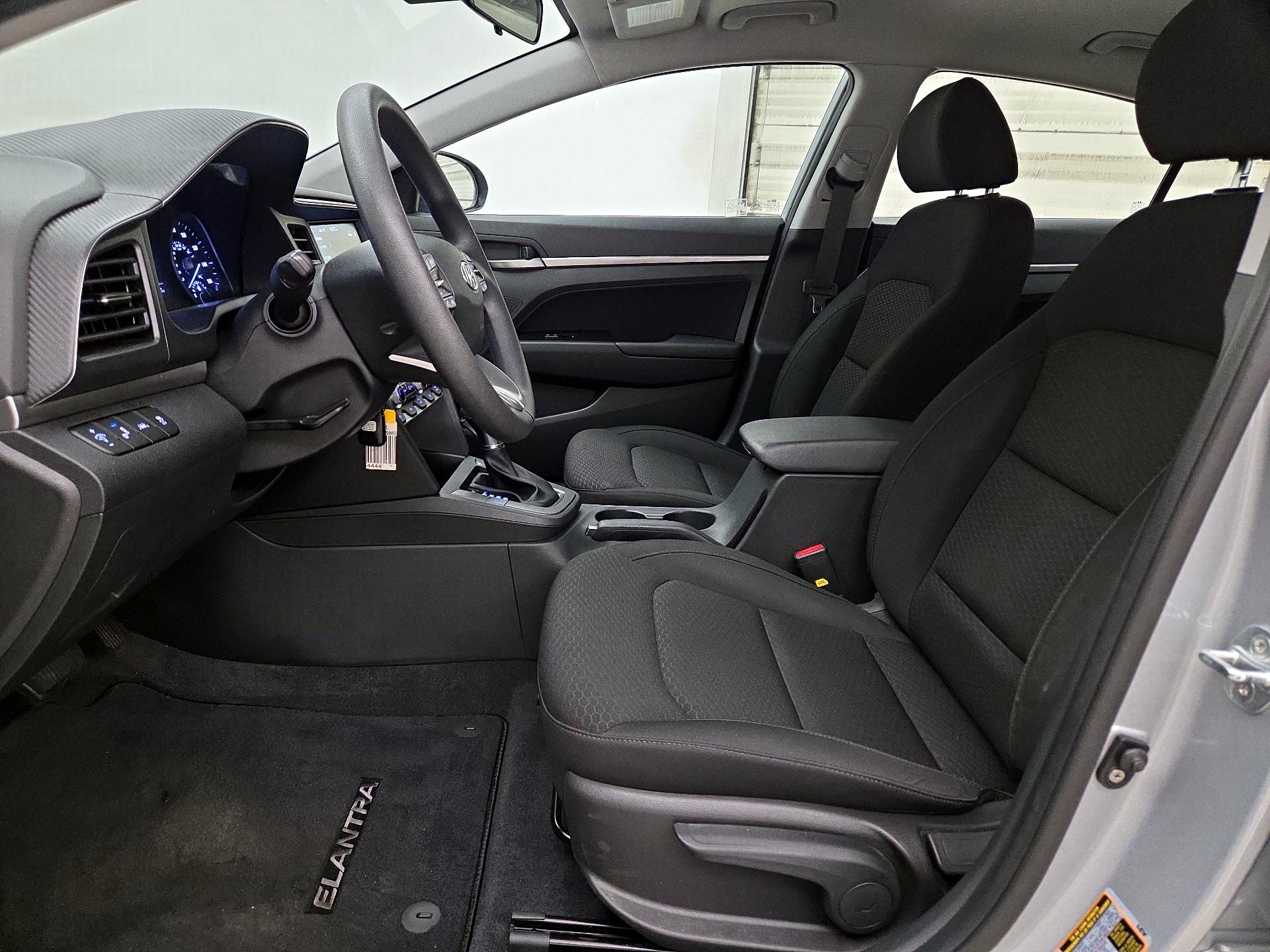 Thumbnail: 2020 Hyundai Elantra - 11