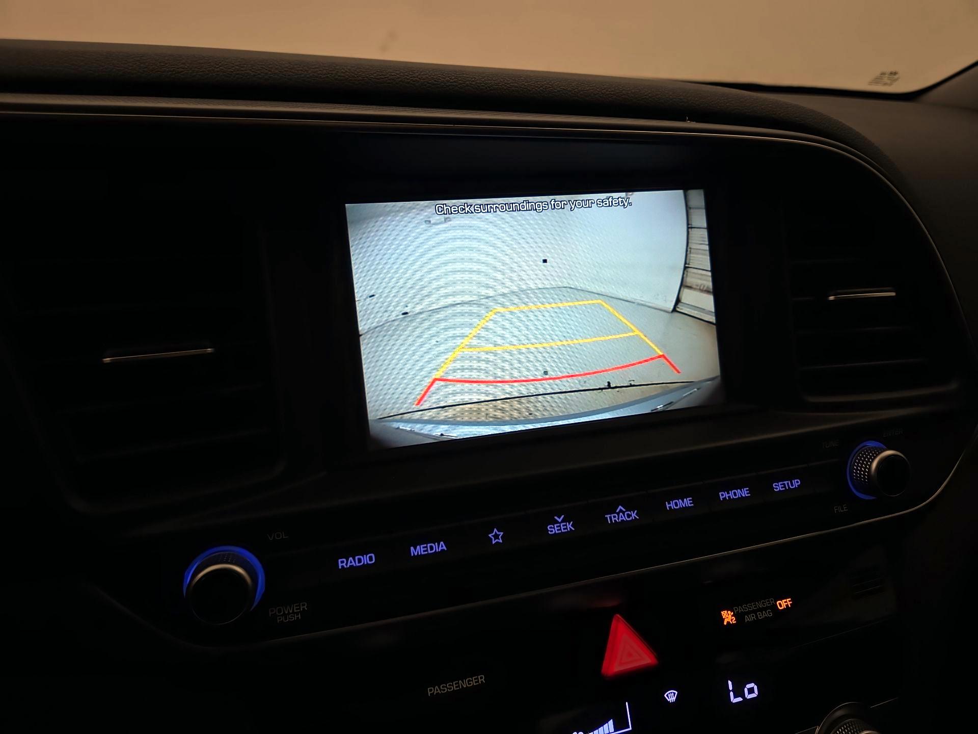 Thumbnail: 2020 Hyundai Elantra - 14