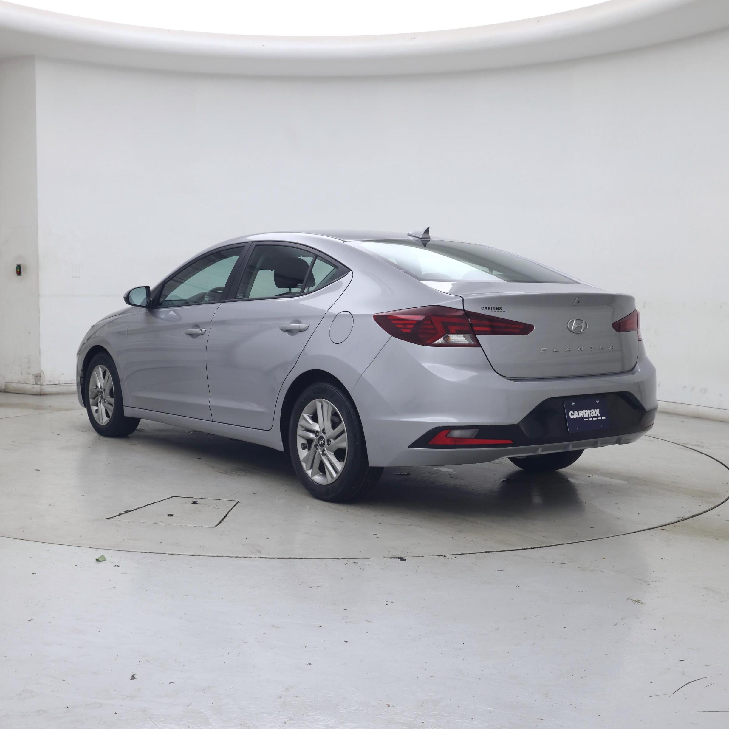 Thumbnail: 2020 Hyundai Elantra - 2