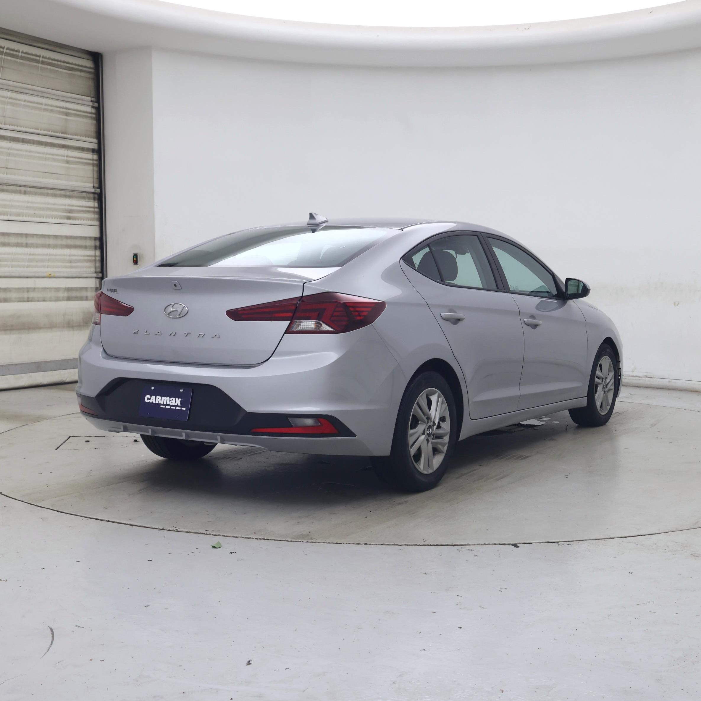 Thumbnail: 2020 Hyundai Elantra - 8