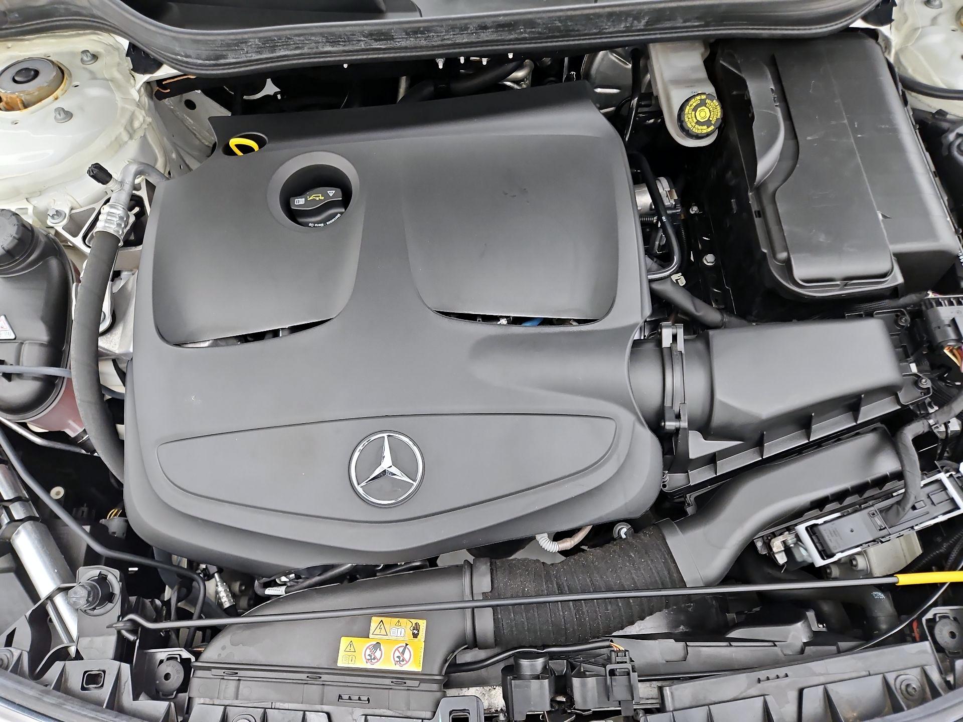 Thumbnail: 2019 Mercedes-Benz CLA - 20