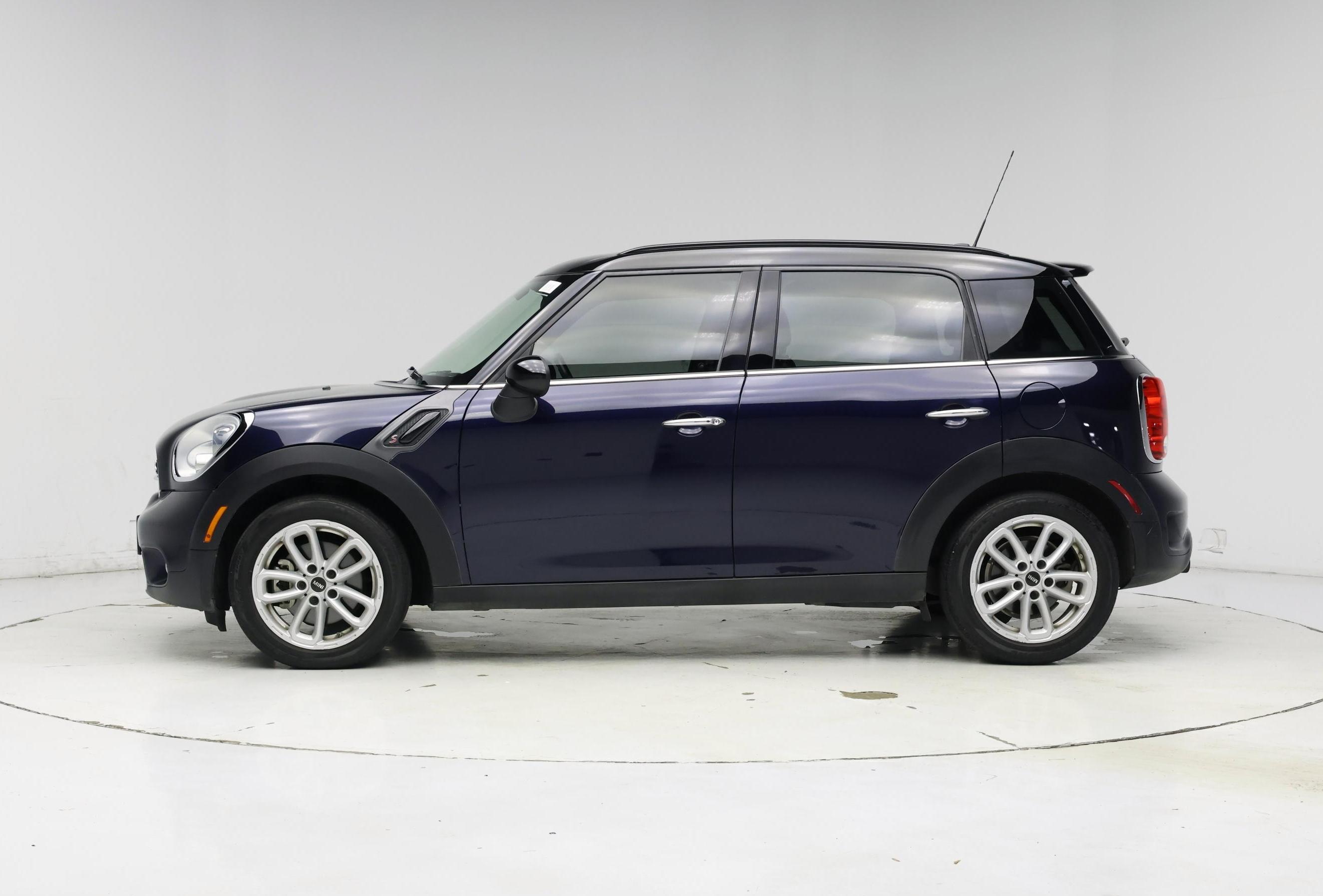 Thumbnail: 2016 MINI Cooper Countryman - 3