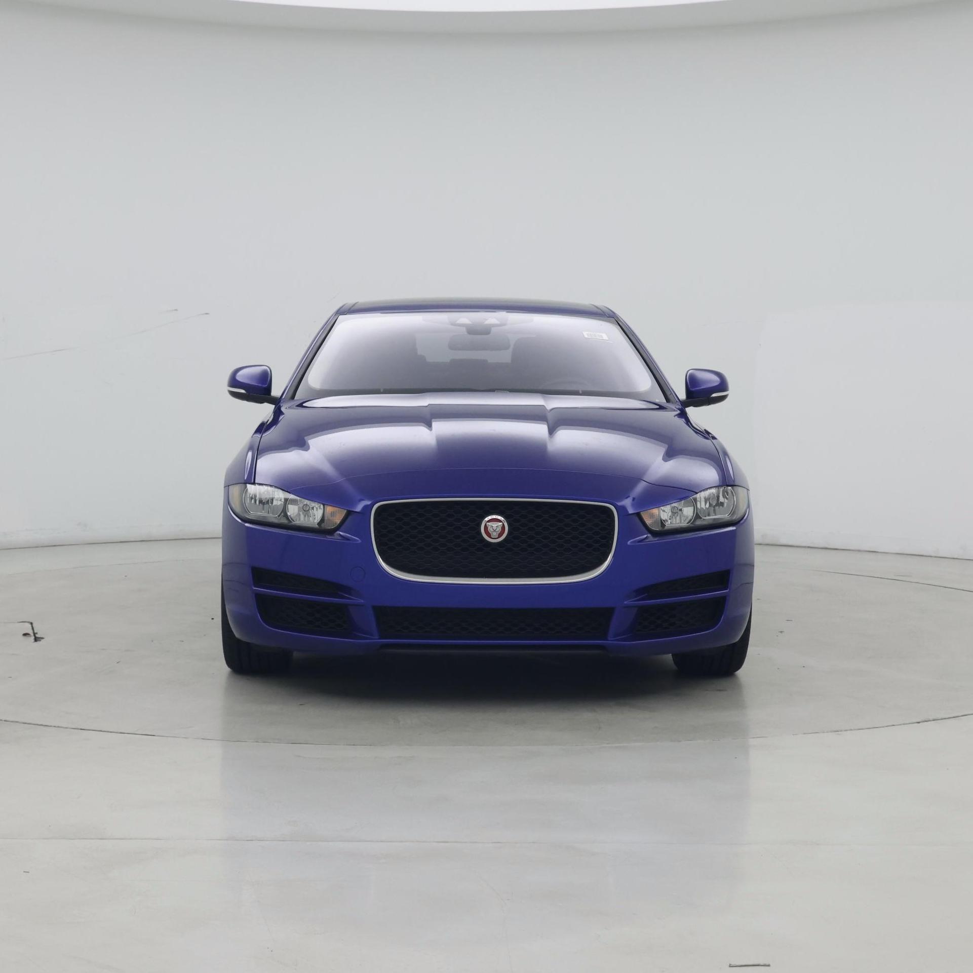 Thumbnail: 2017 Jaguar XE - 5