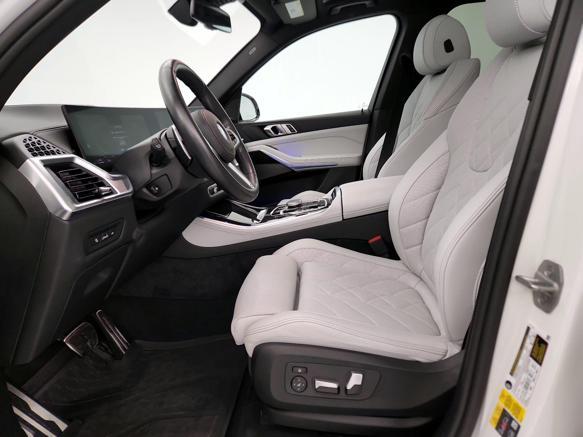 Thumbnail: 2024 BMW X5 - 11