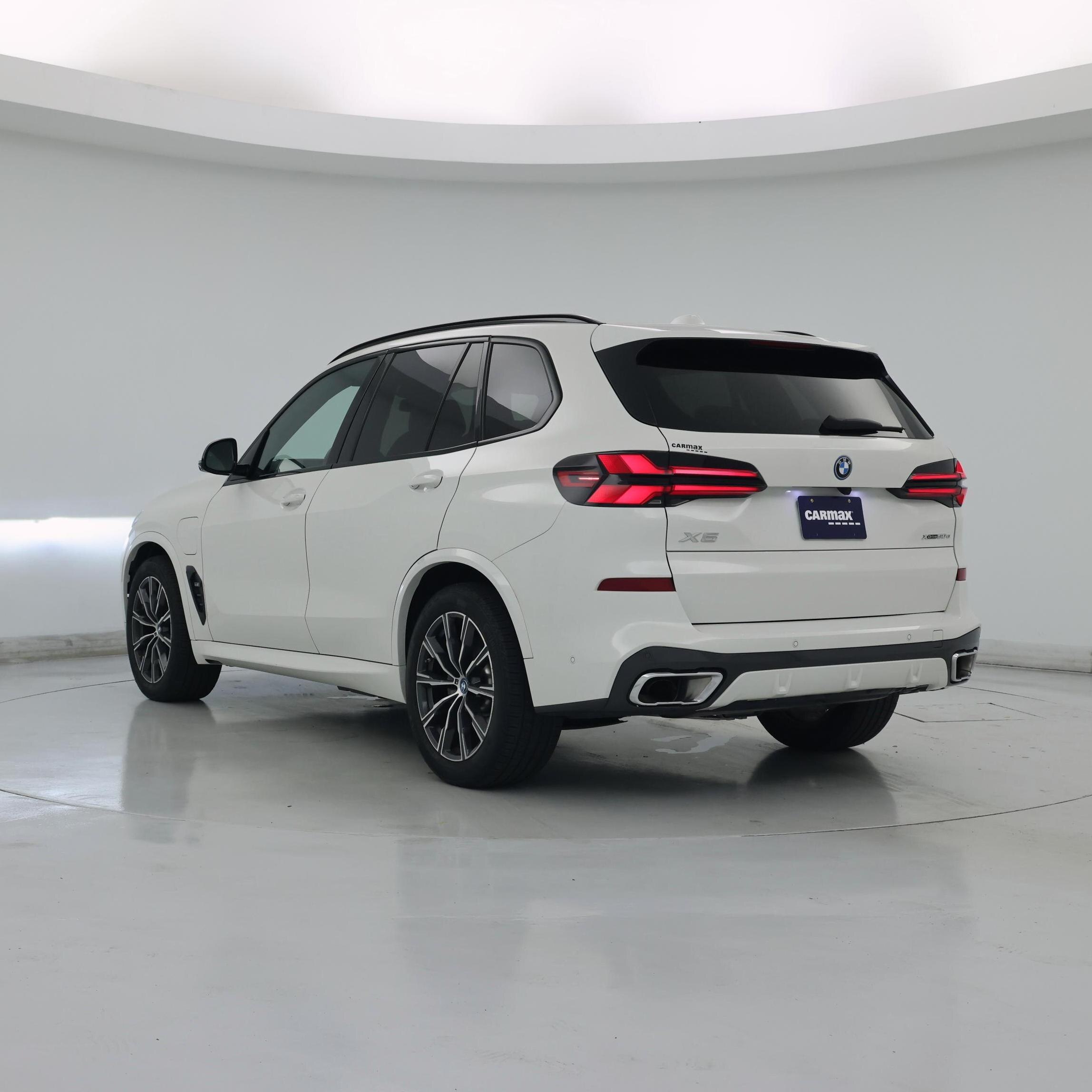 Thumbnail: 2024 BMW X5 - 2
