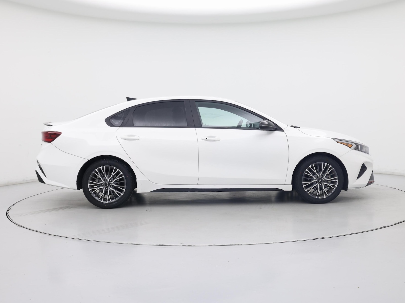 2023 Kia Forte GT-Line - Photo 8