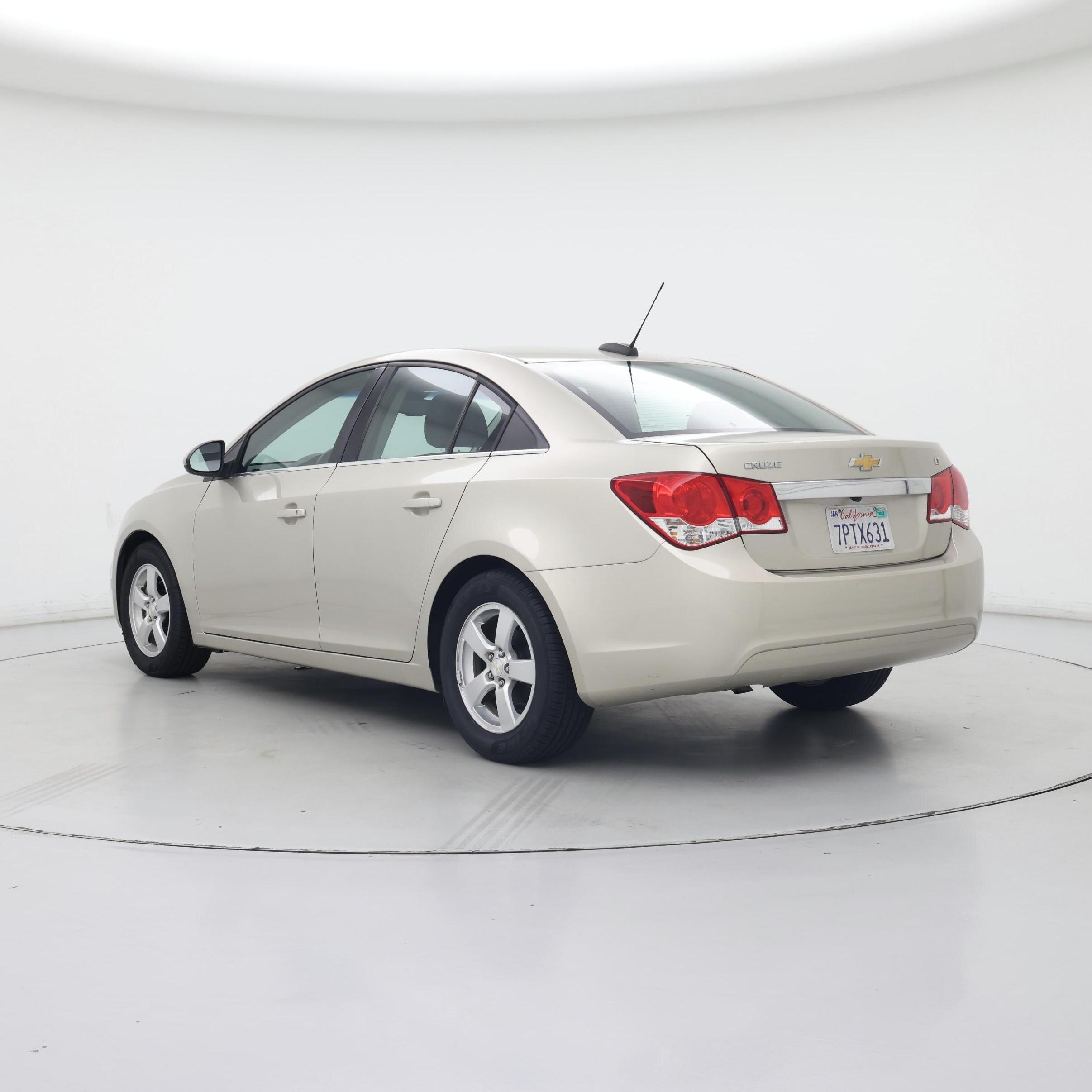 Thumbnail: 2016 Chevrolet Cruze - 2