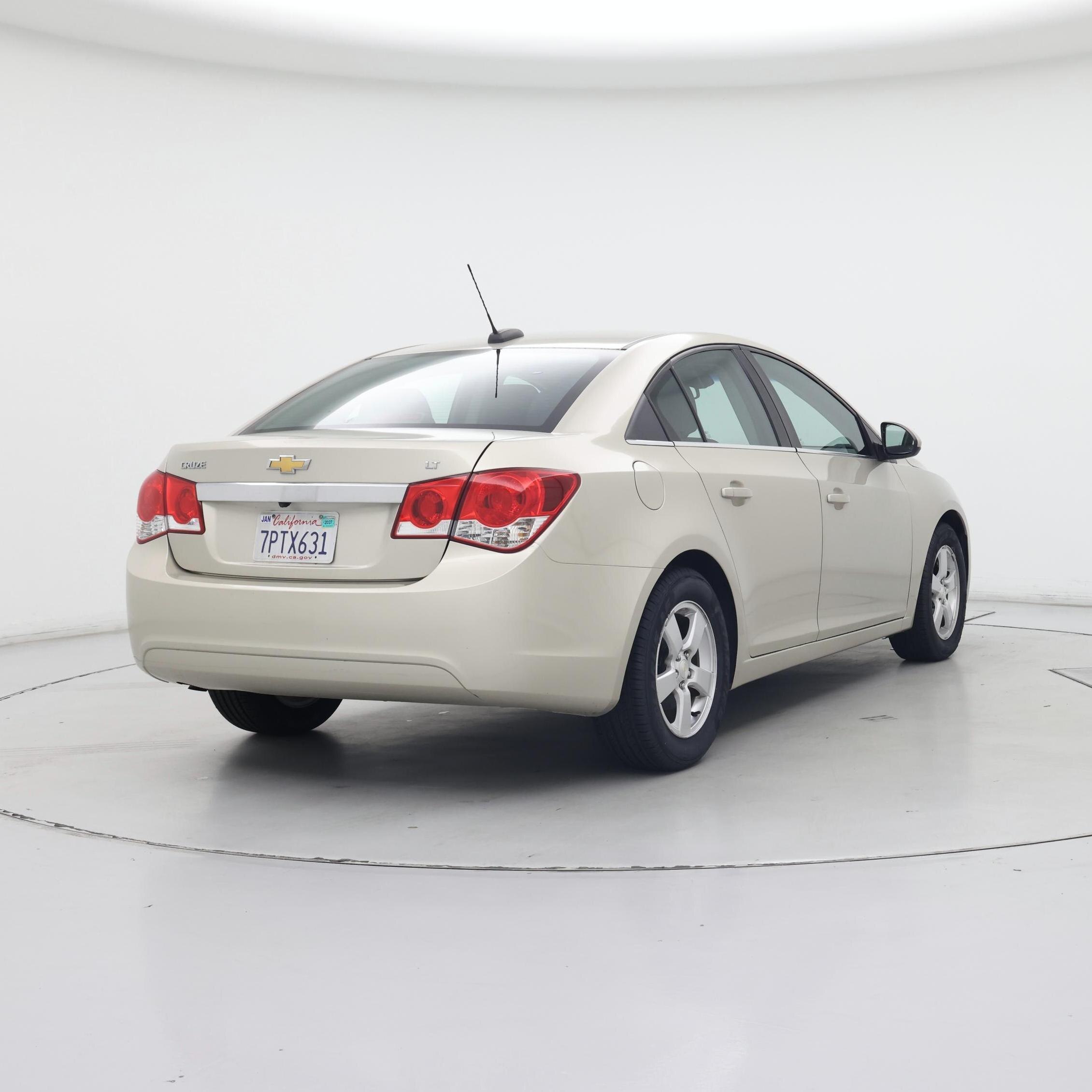 Thumbnail: 2016 Chevrolet Cruze - 8