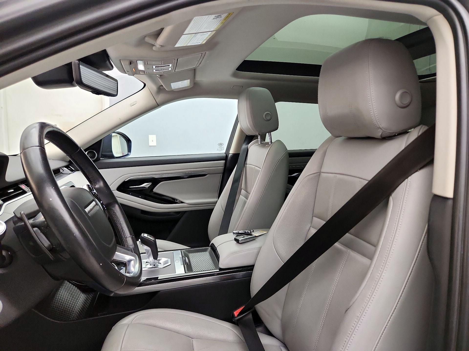 Thumbnail: 2020 Land Rover Range Rover Evoque - 18