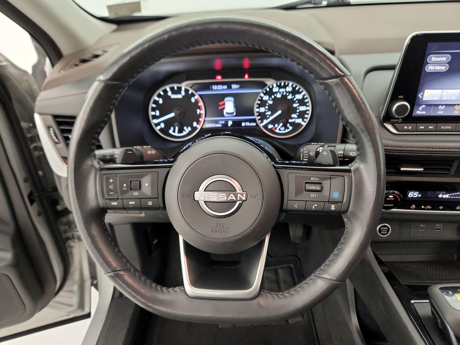 Thumbnail: 2023 Nissan Rogue - 10