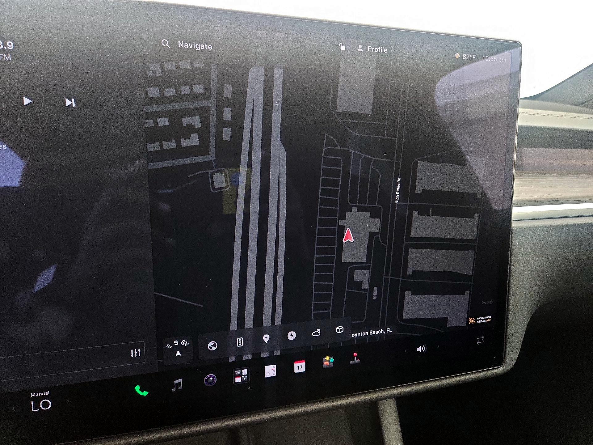 Thumbnail: 2022 Tesla Model X - 13