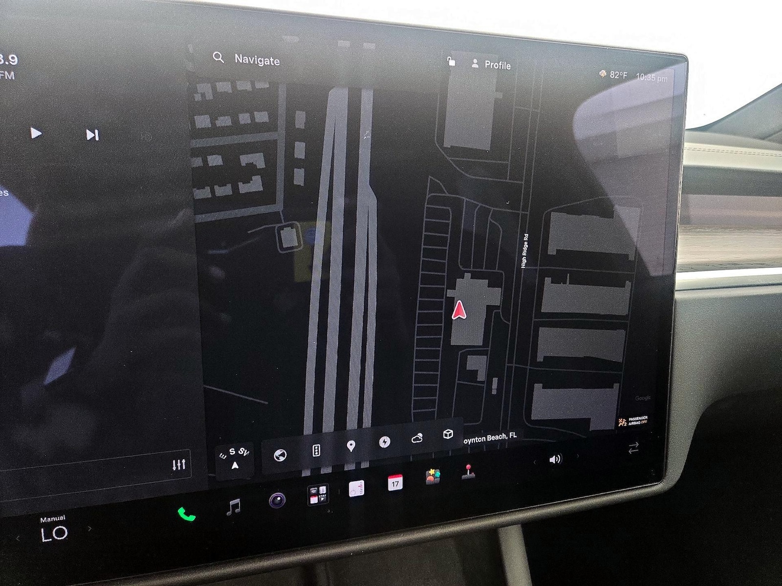 2022 Tesla Model X Long Range - Photo 14
