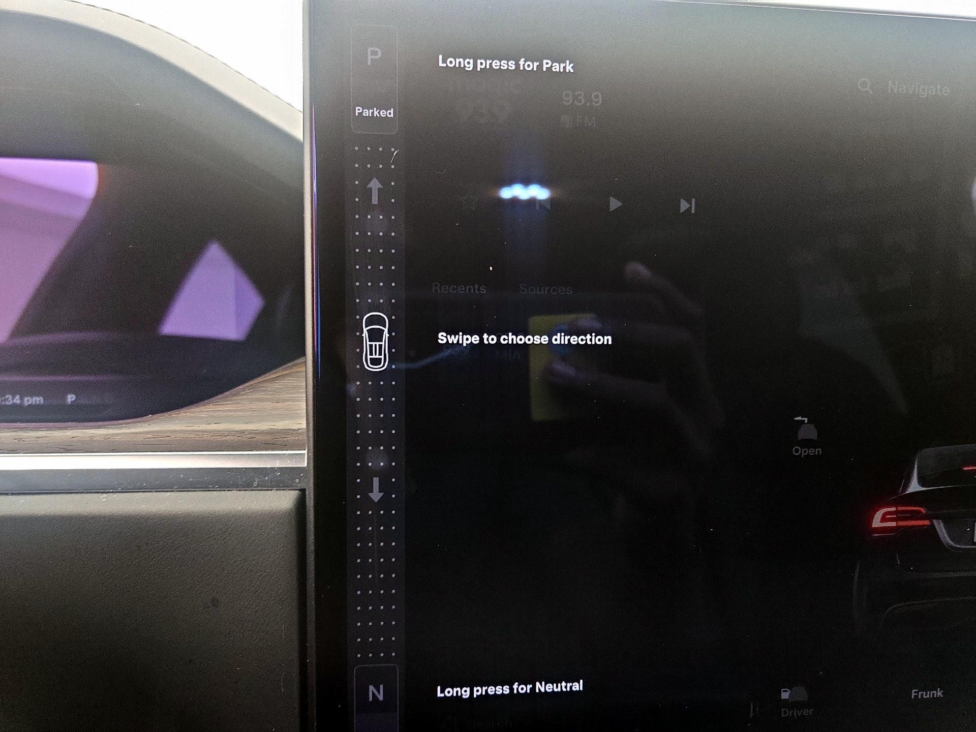 Thumbnail: 2022 Tesla Model X - 17