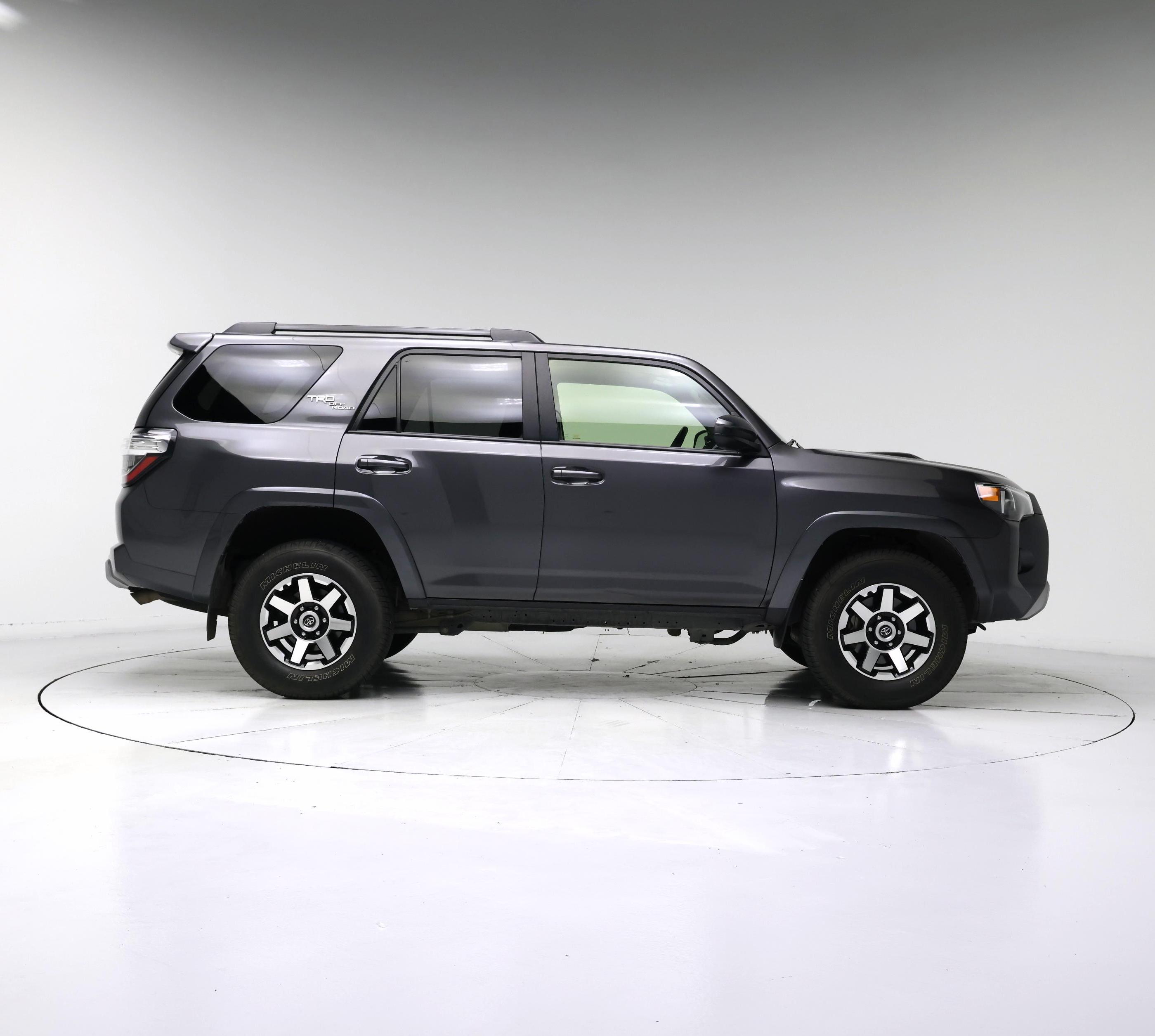 Thumbnail: 2019 Toyota 4Runner - 7
