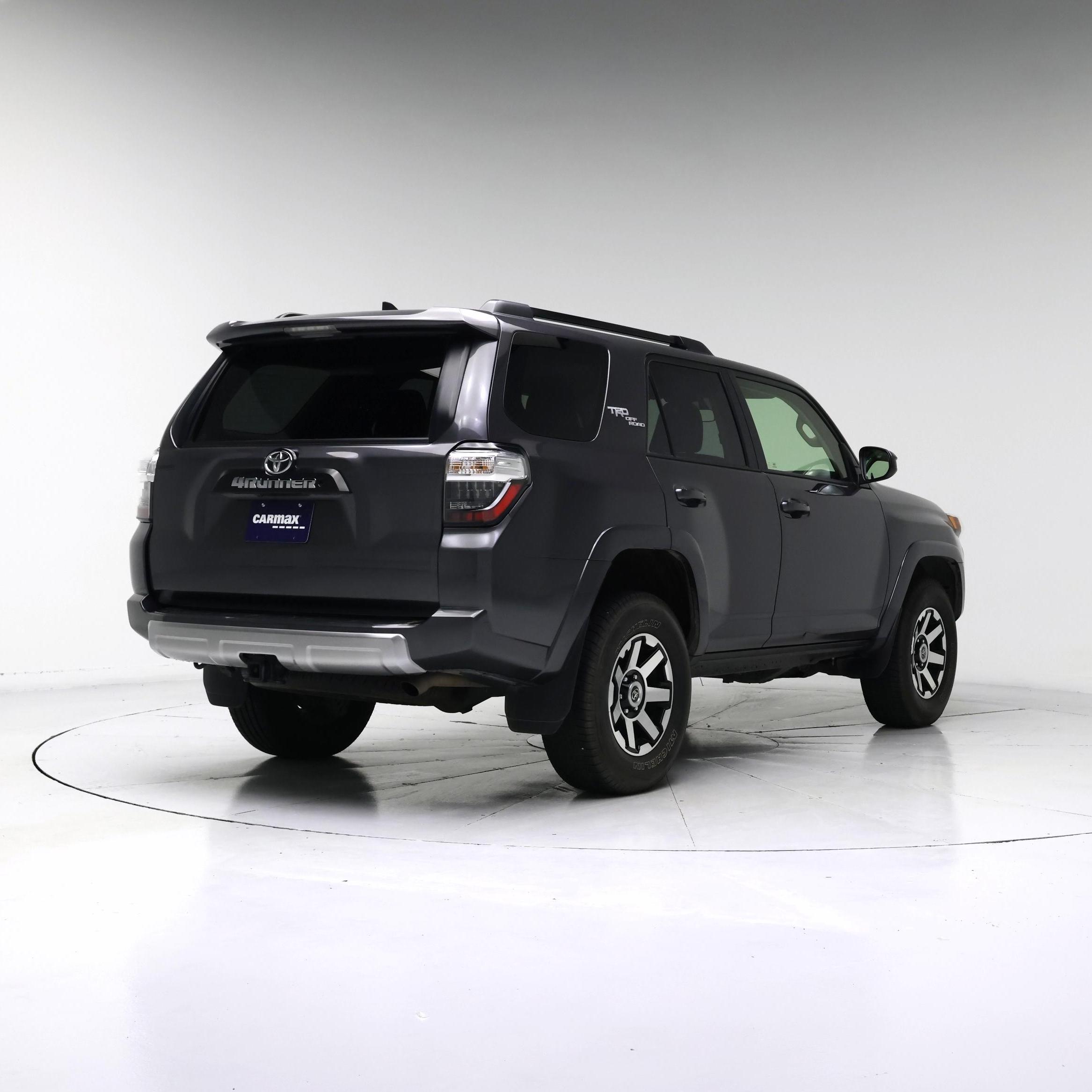 Thumbnail: 2019 Toyota 4Runner - 8
