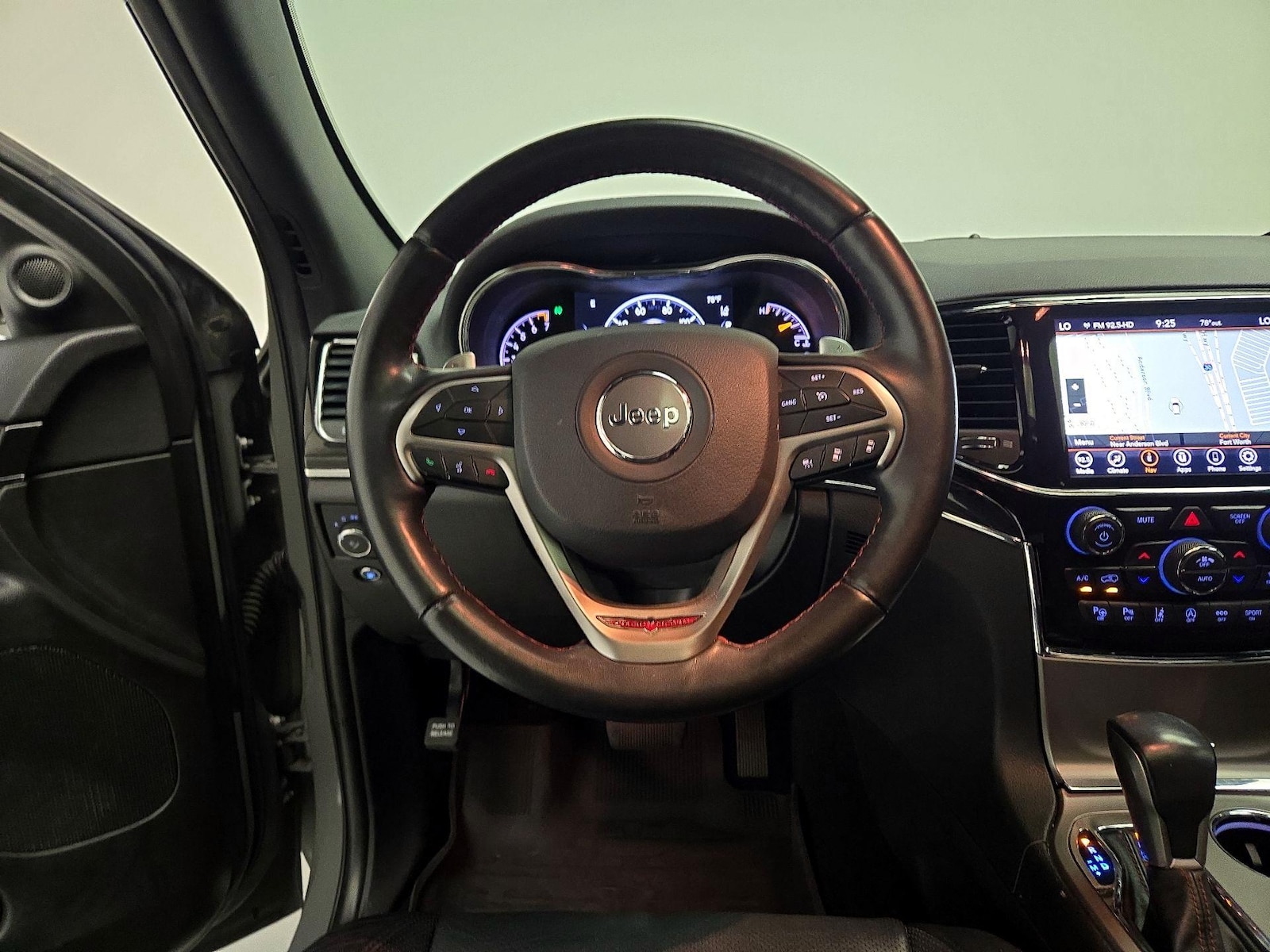 2021 Jeep Grand Cherokee Trailhawk - Photo 11