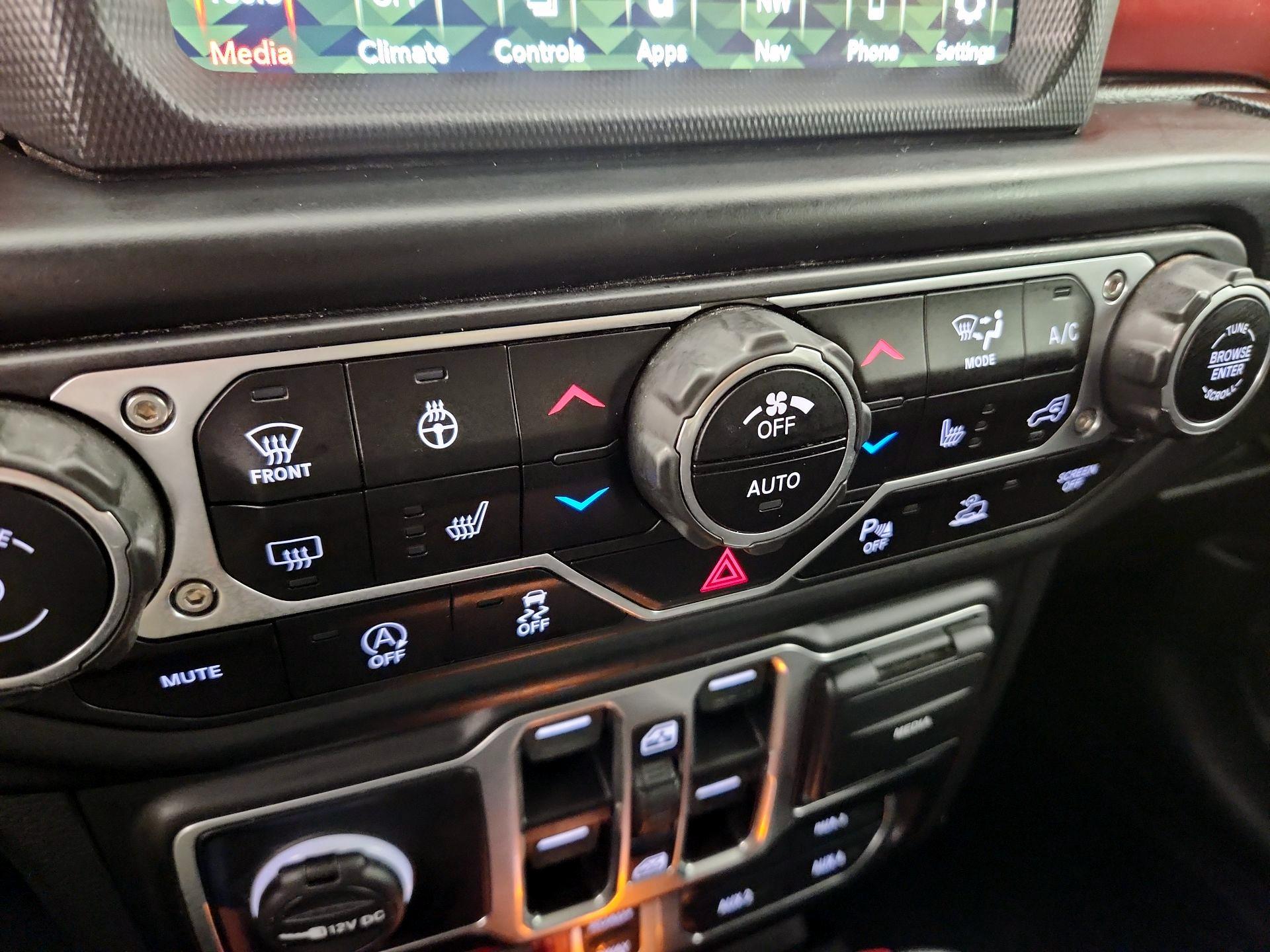 Thumbnail: 2022 Jeep Gladiator - 17