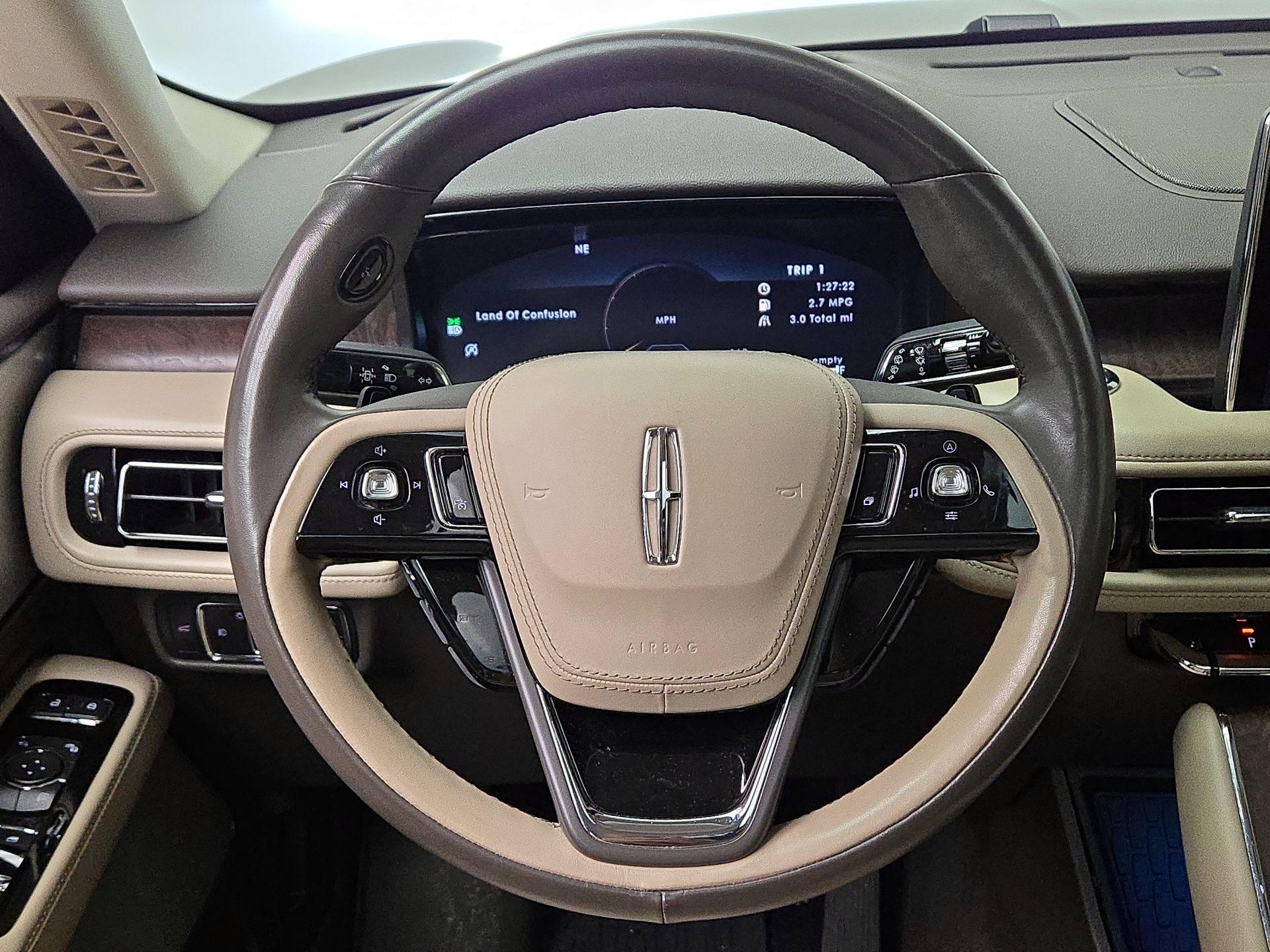 Thumbnail: 2021 Lincoln Aviator - 10