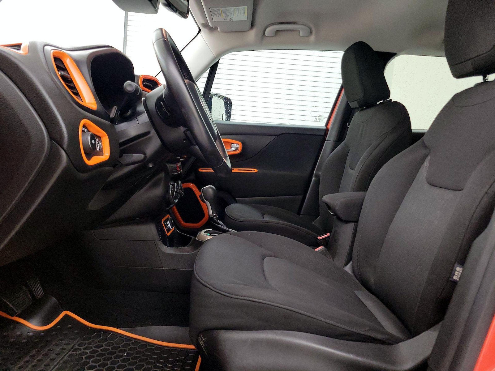 2016 Jeep Renegade Latitude - Photo 12