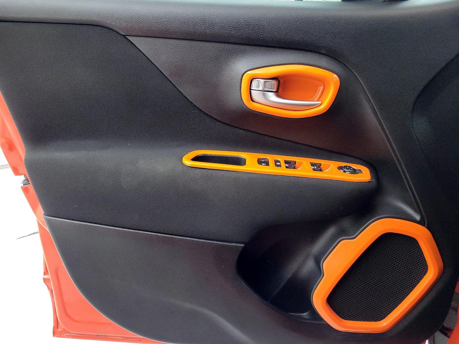 2016 Jeep Renegade Latitude - Photo 13