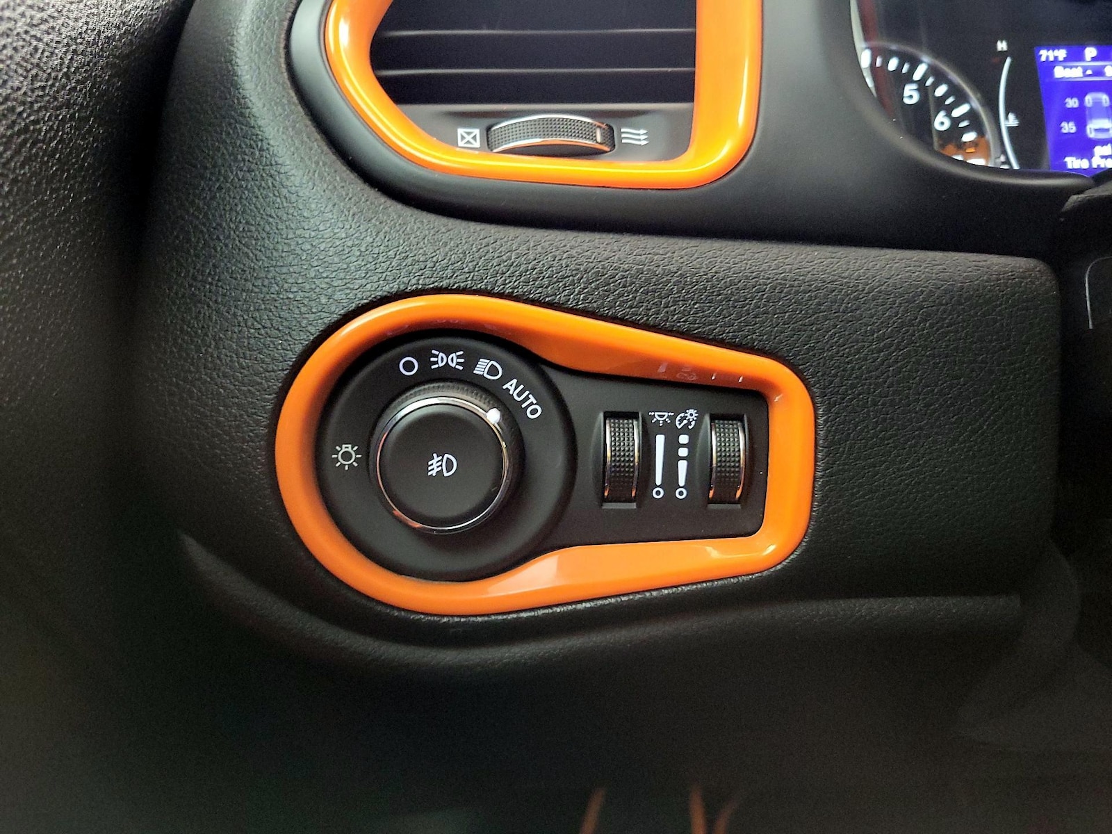 2016 Jeep Renegade Latitude - Photo 14