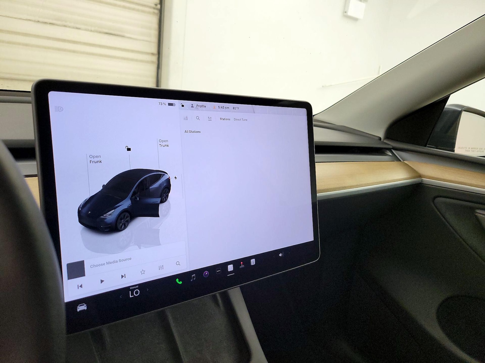 2024 Tesla Model Y Long Range - Photo 13