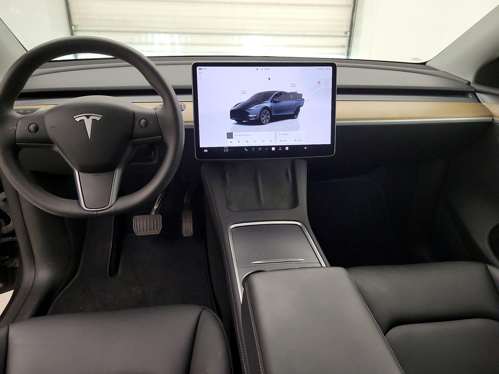 Thumbnail: 2024 Tesla Model Y - 8