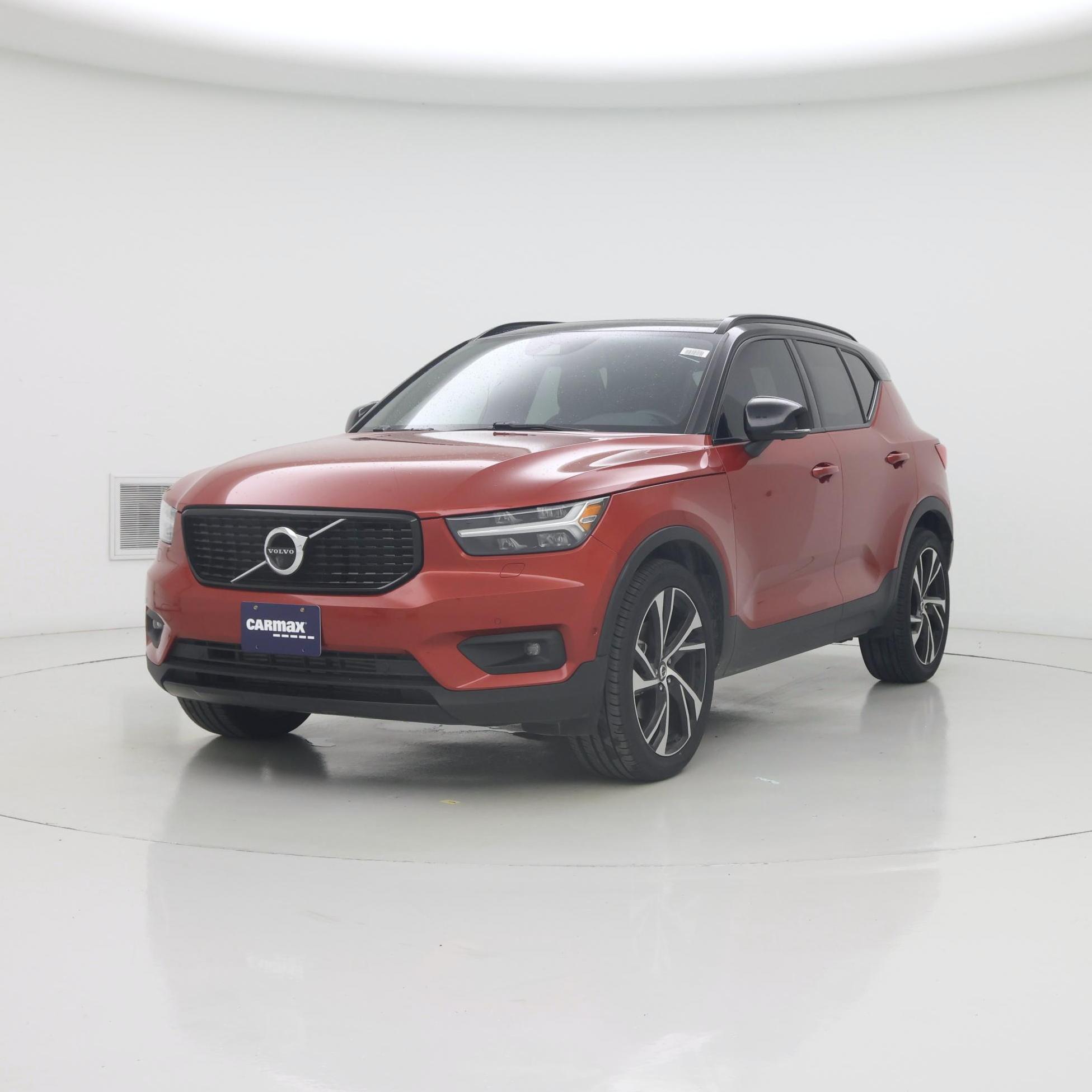Thumbnail: 2021 Volvo XC40 - 4