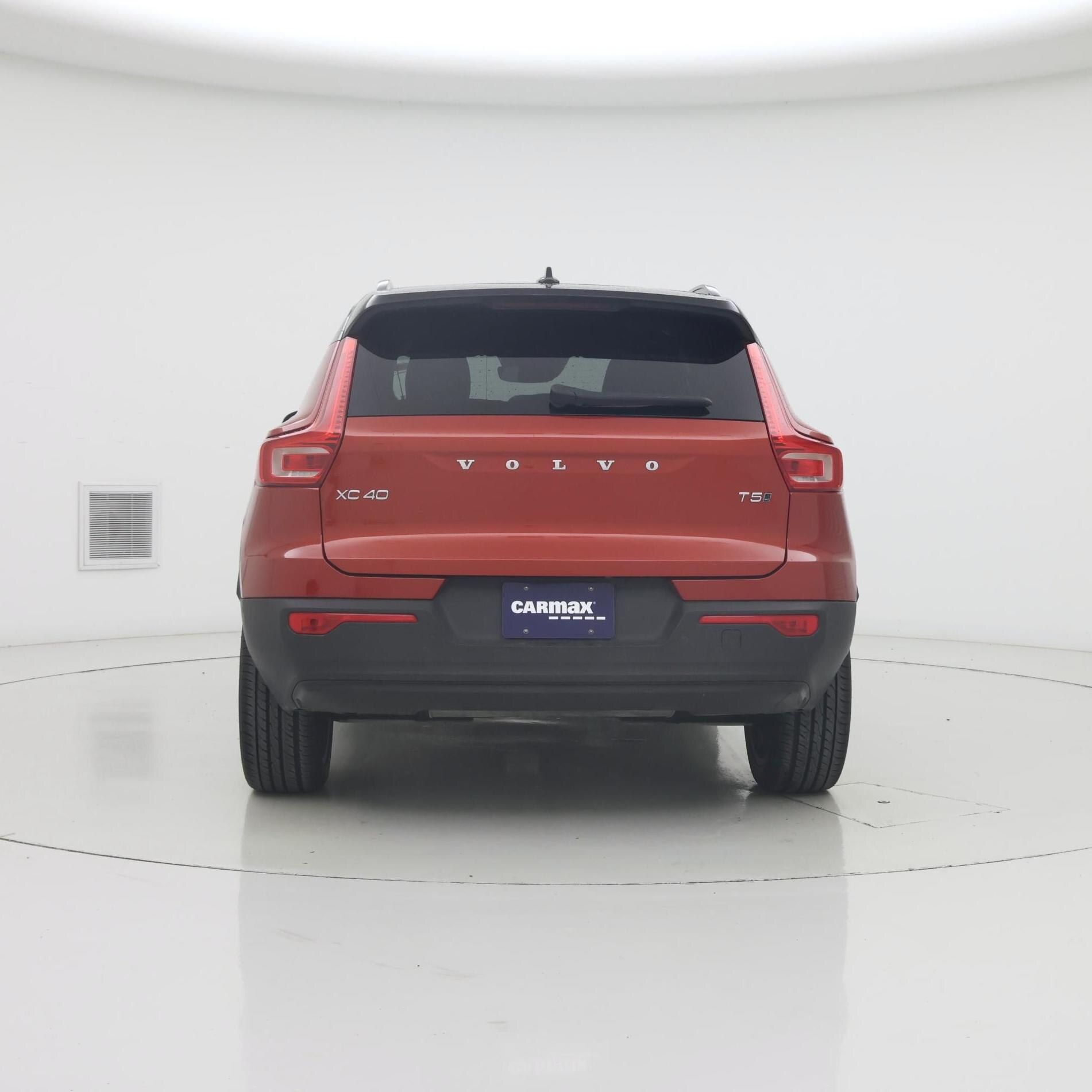 Thumbnail: 2021 Volvo XC40 - 6