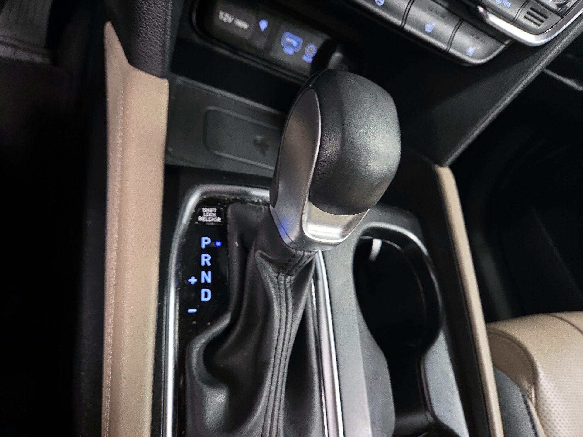Thumbnail: 2019 Hyundai Santa Fe - 16