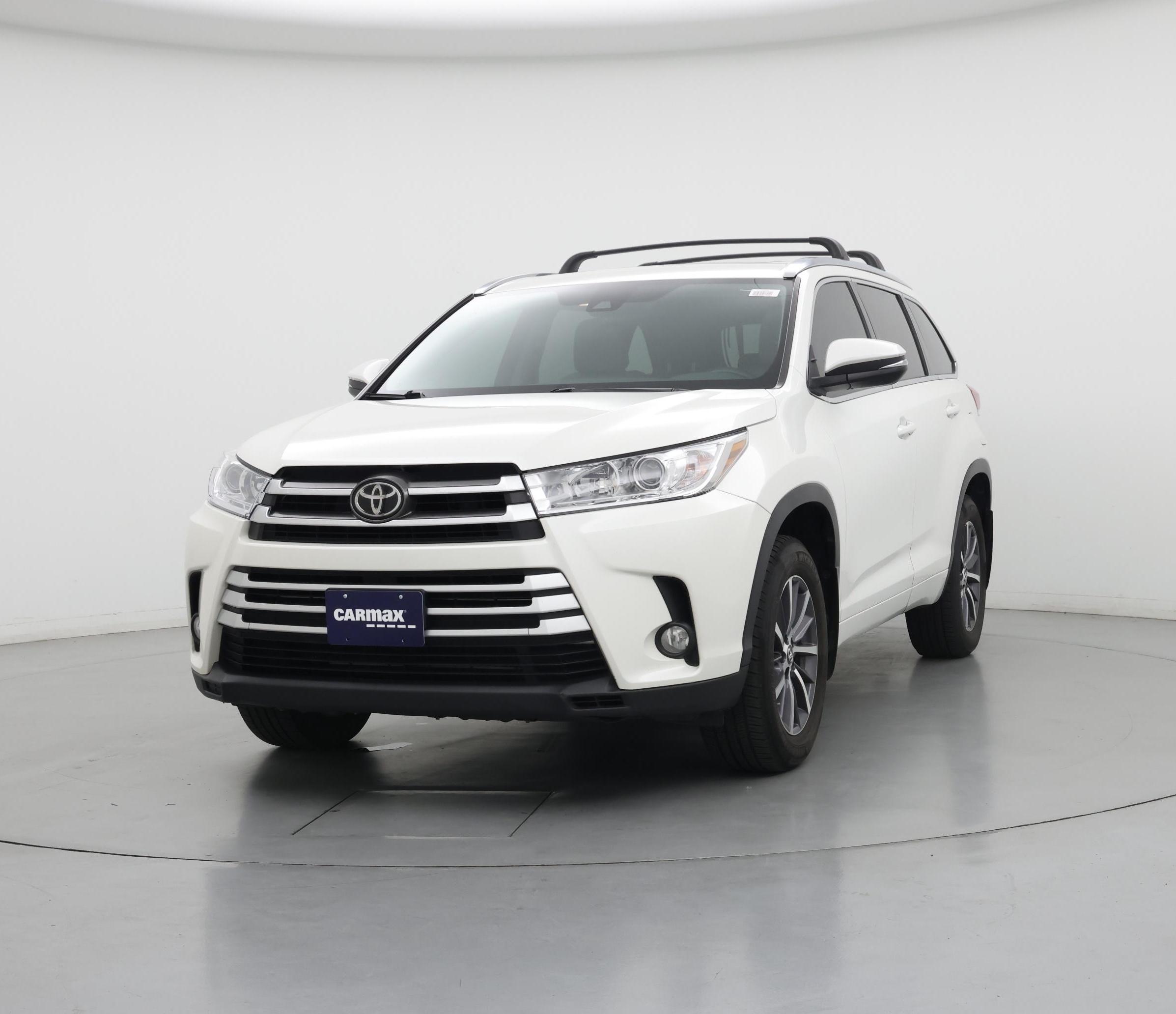 Thumbnail: 2017 Toyota Highlander - 4