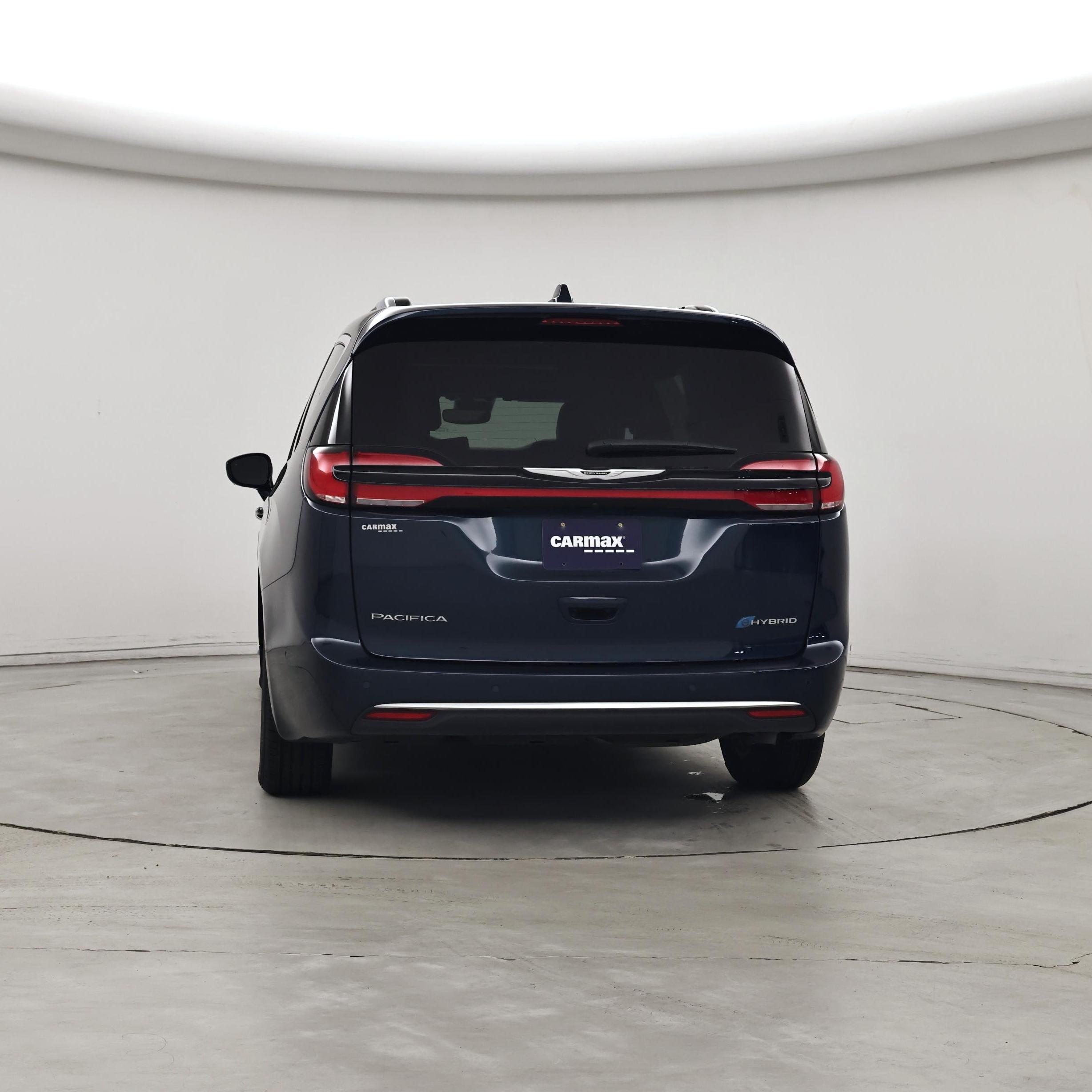 Thumbnail: 2022 Chrysler Pacifica - 6