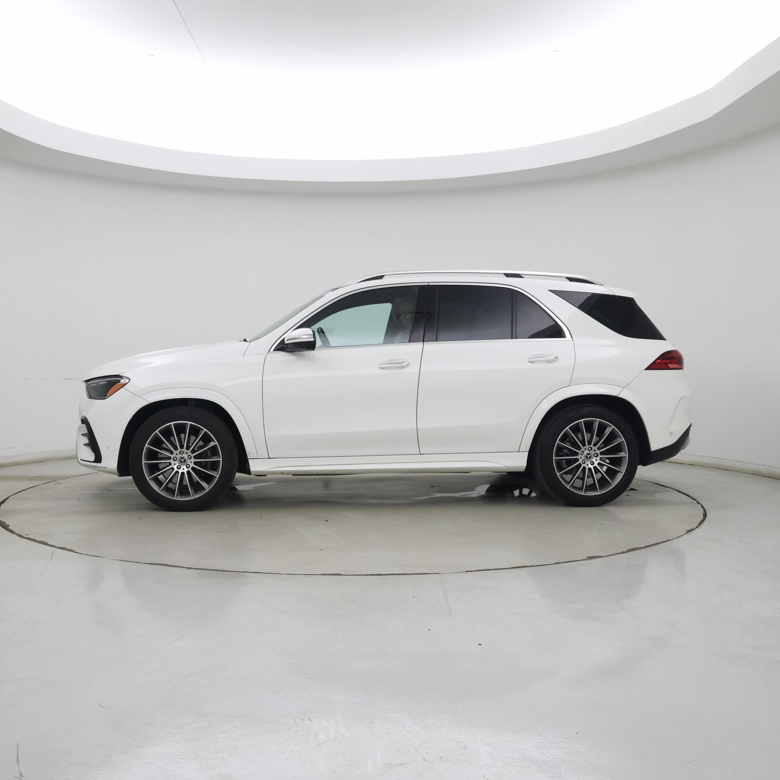 Thumbnail: 2024 Mercedes-Benz GLE - 3