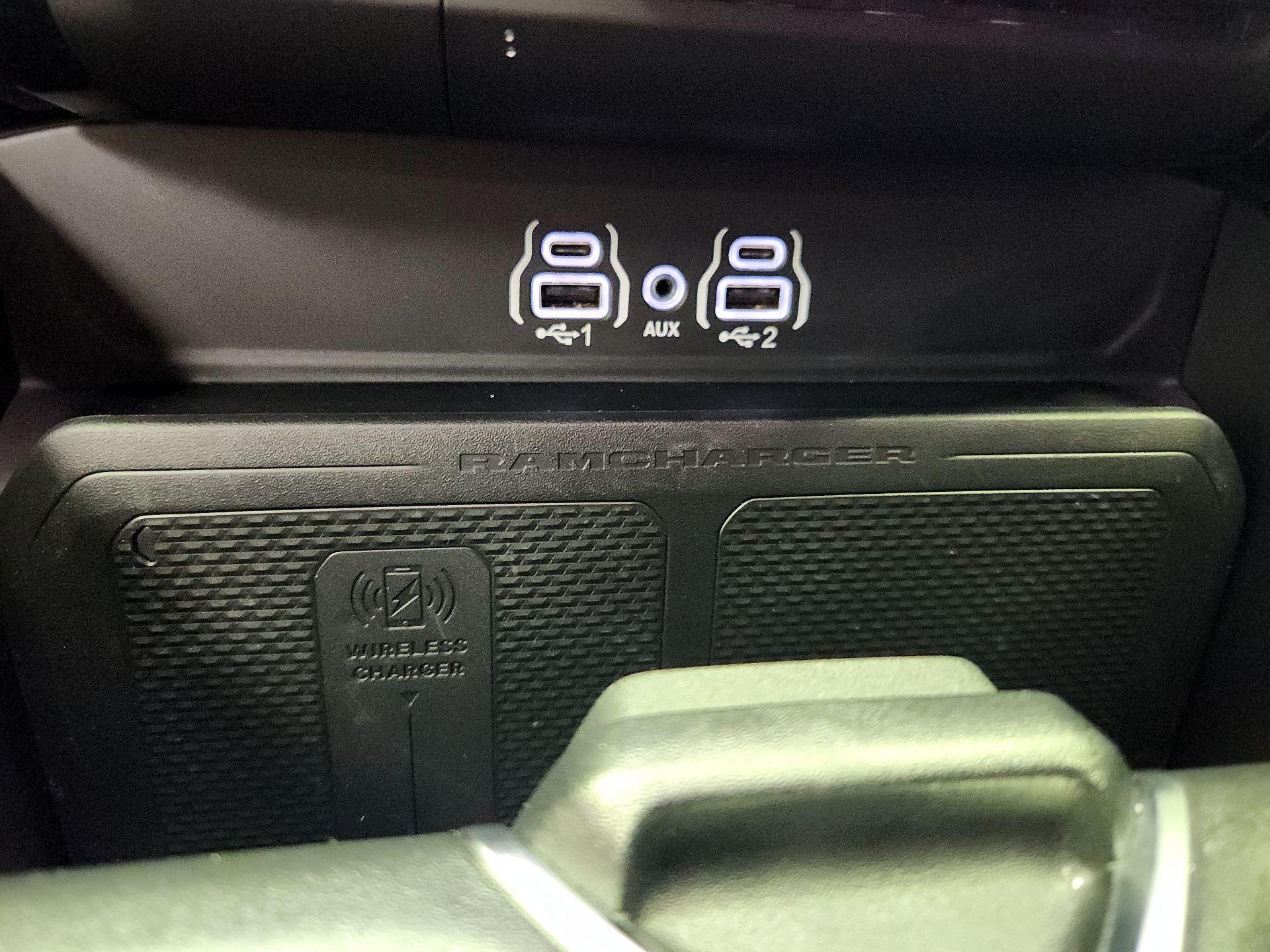 Thumbnail: 2025 RAM 1500 - 19