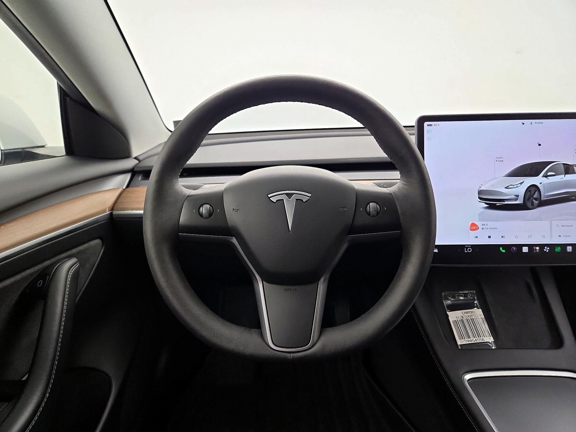 Thumbnail: 2023 Tesla Model 3 - 10