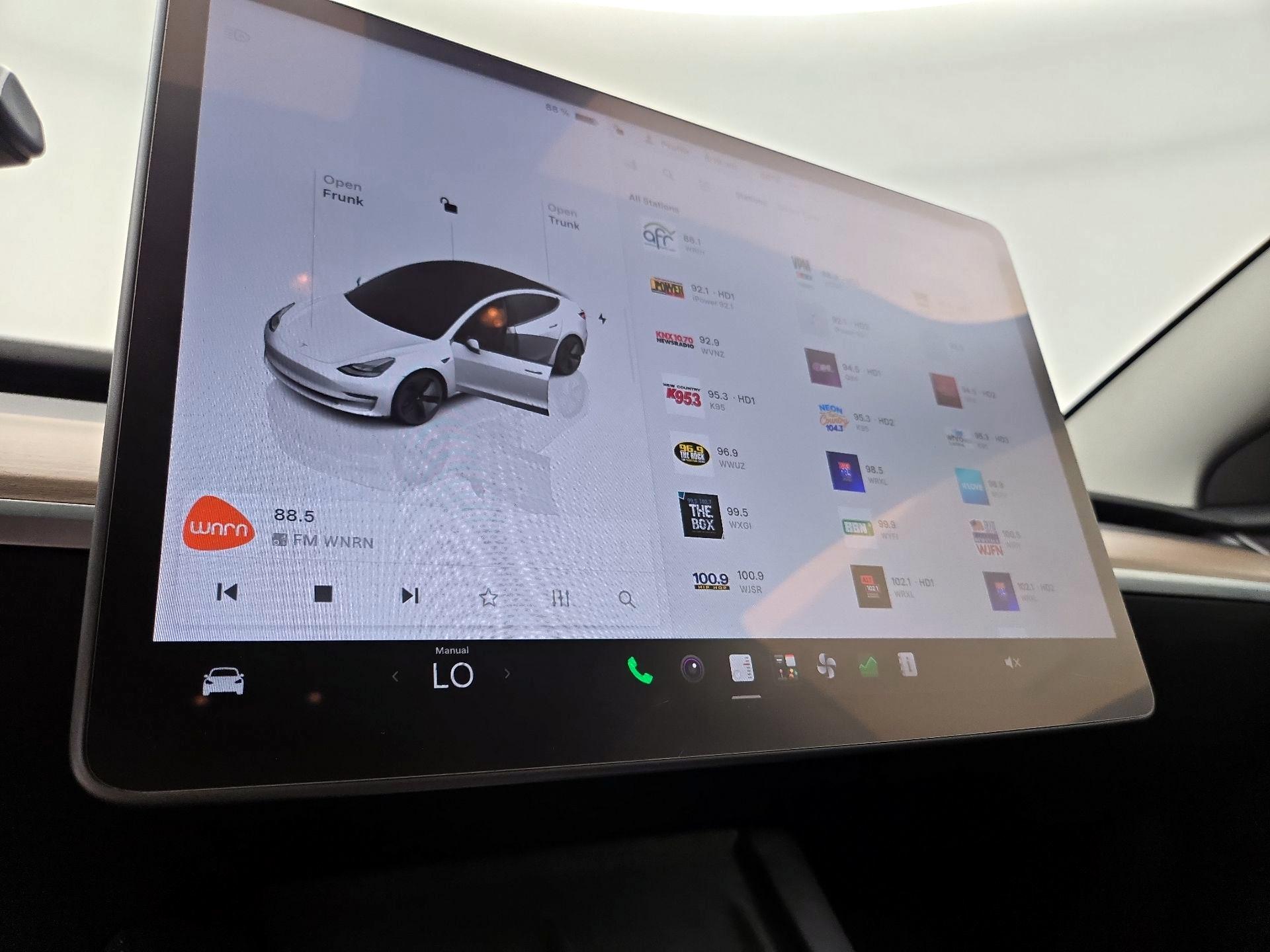 Thumbnail: 2023 Tesla Model 3 - 15