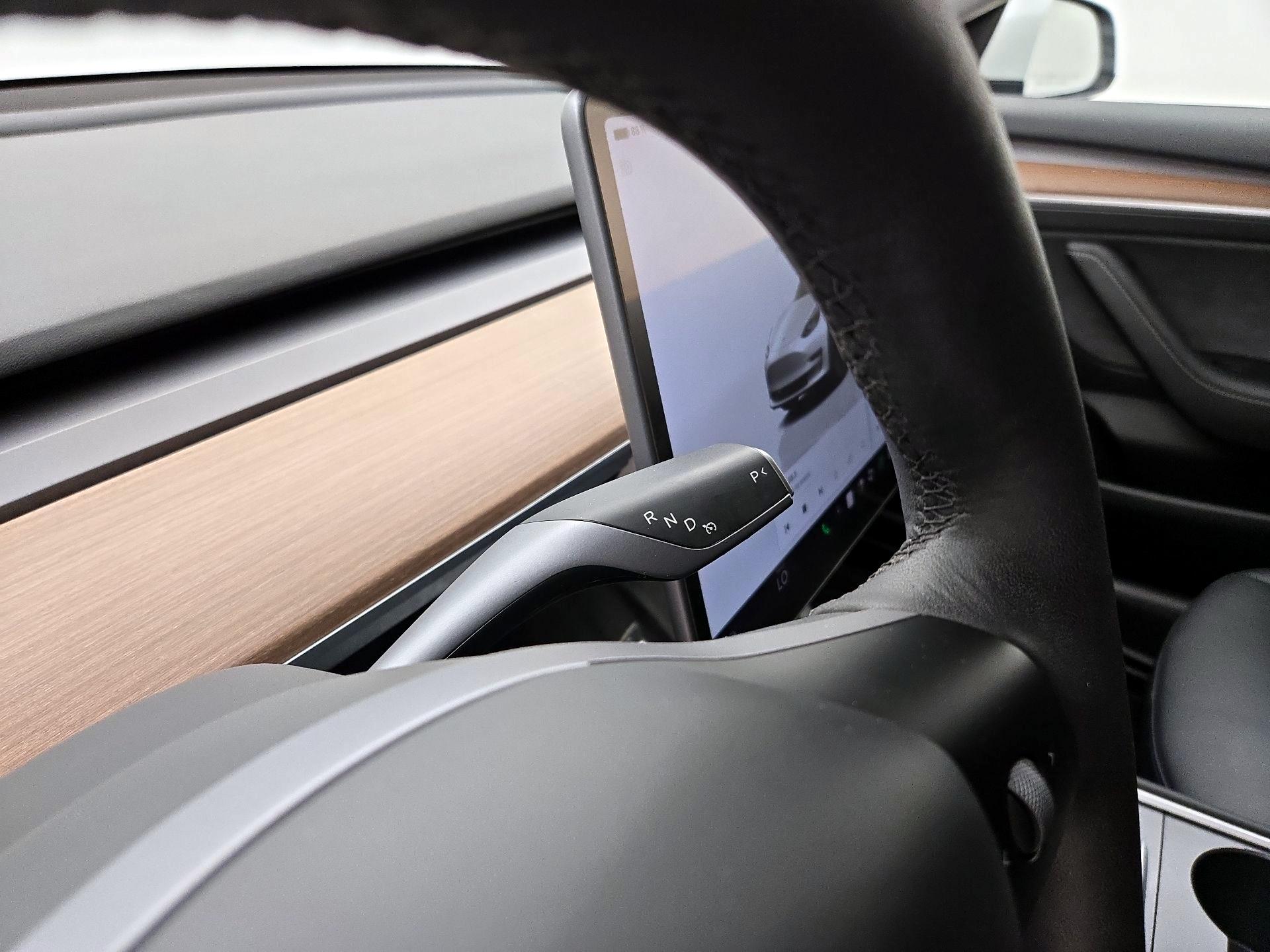 Thumbnail: 2023 Tesla Model 3 - 17