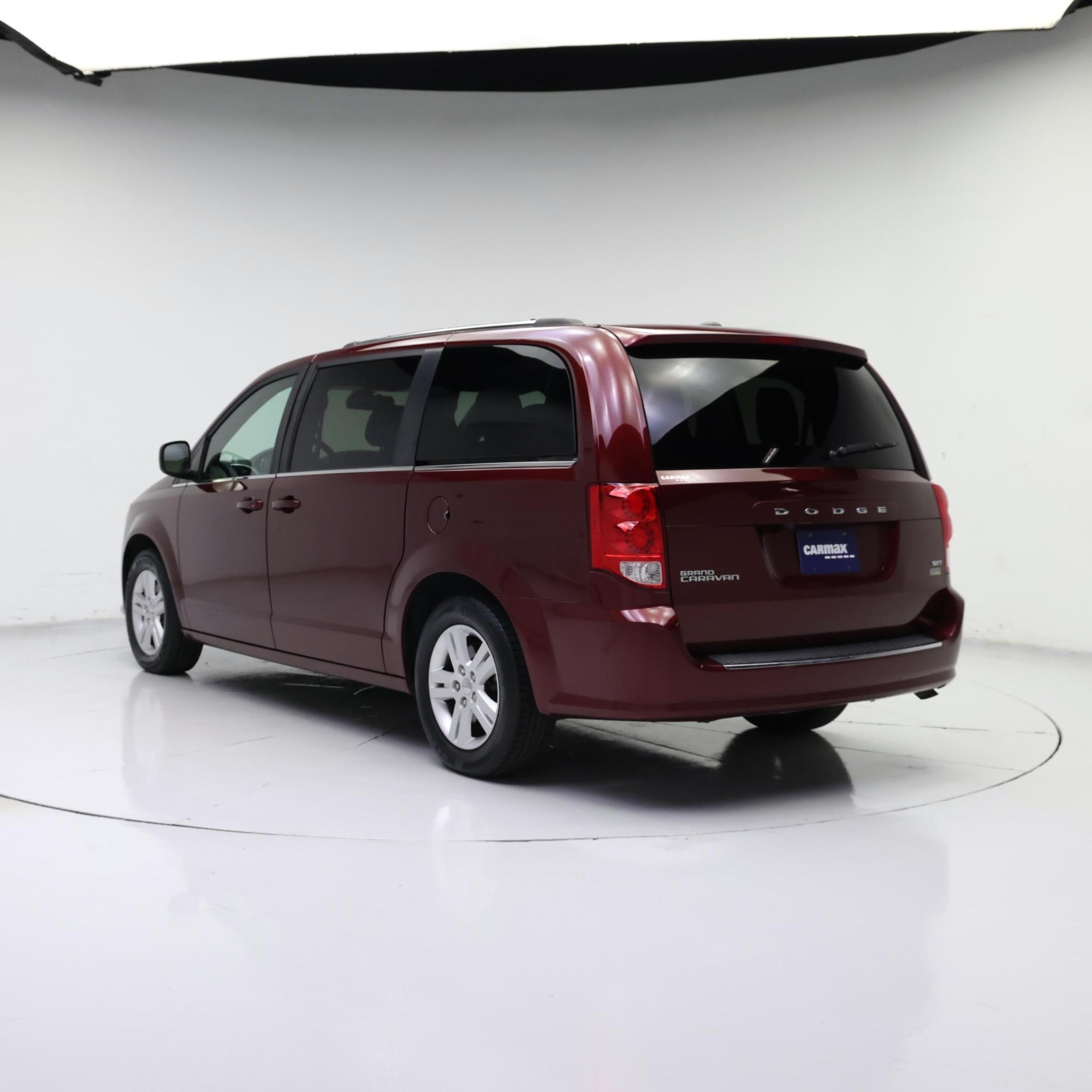 Thumbnail: 2019 Dodge Grand Caravan - 2