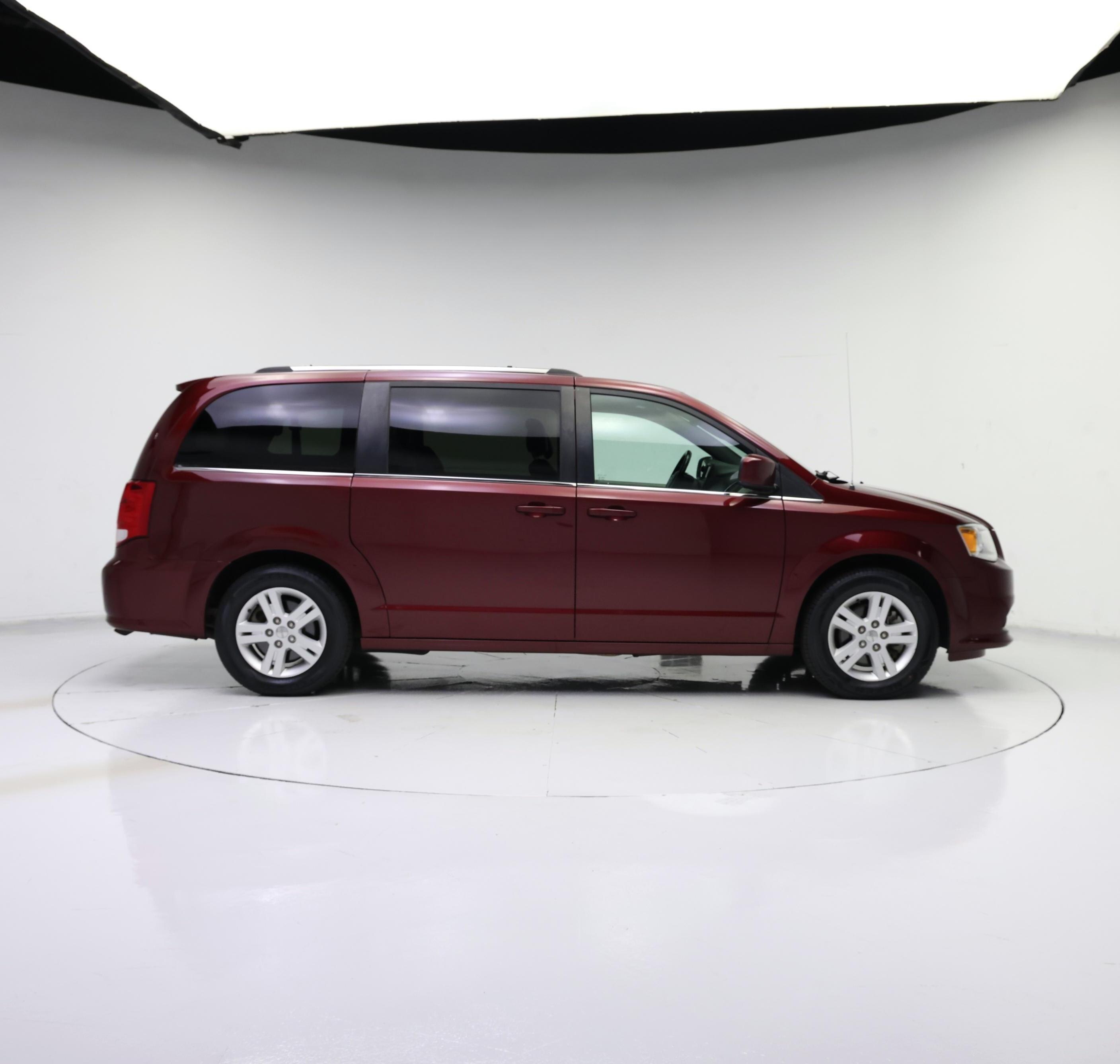 Thumbnail: 2019 Dodge Grand Caravan - 7