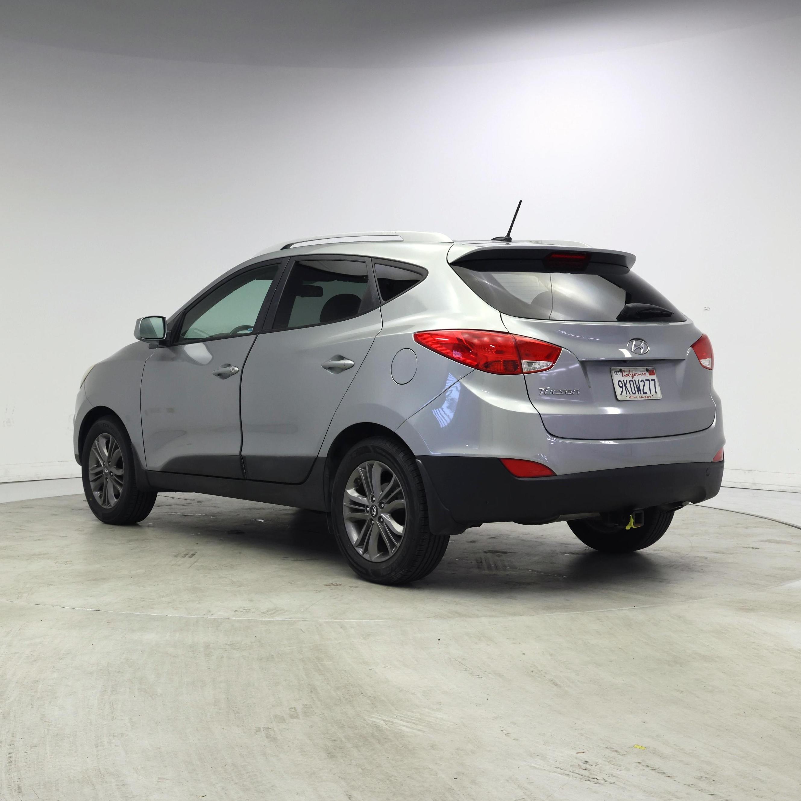 Thumbnail: 2015 Hyundai Tucson - 2