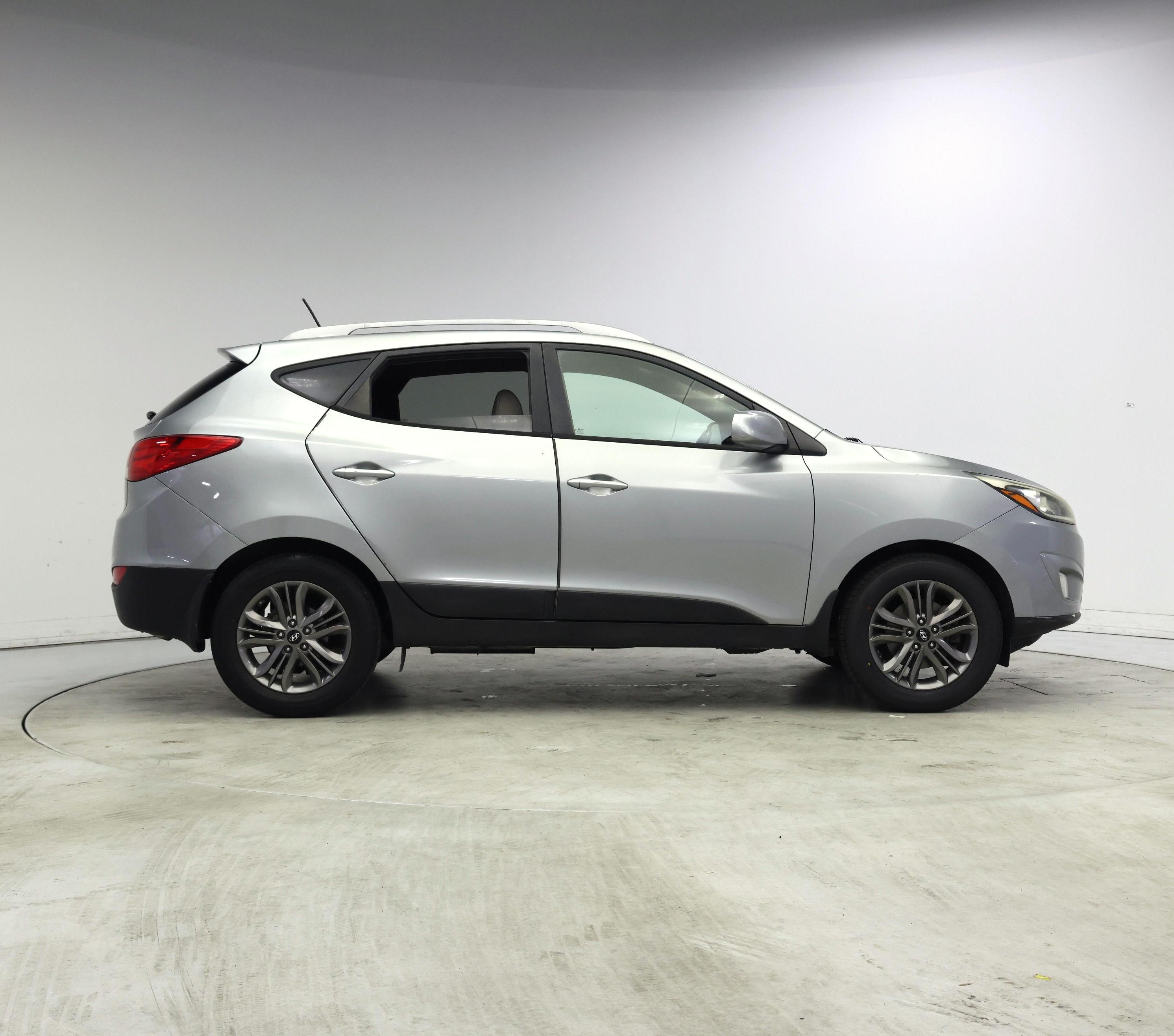 Thumbnail: 2015 Hyundai Tucson - 7