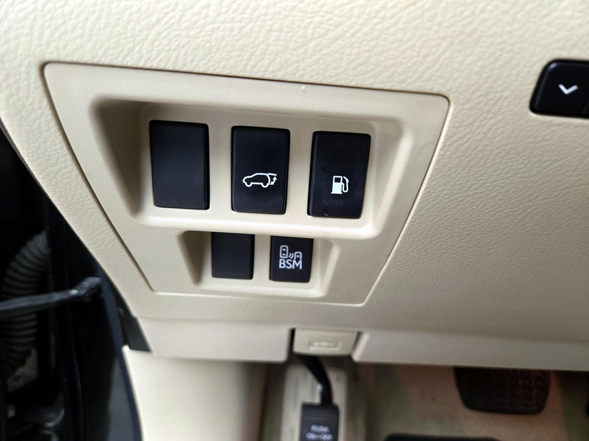 Thumbnail: 2015 Lexus RX - 13