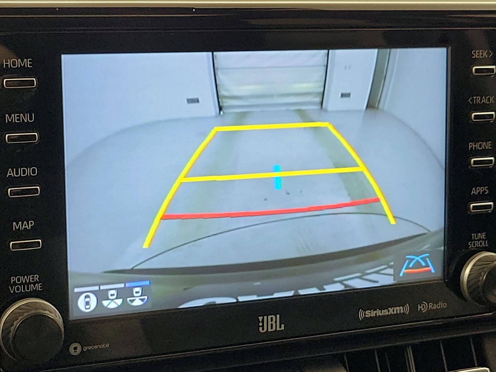 Thumbnail: 2019 Toyota RAV4 - 15
