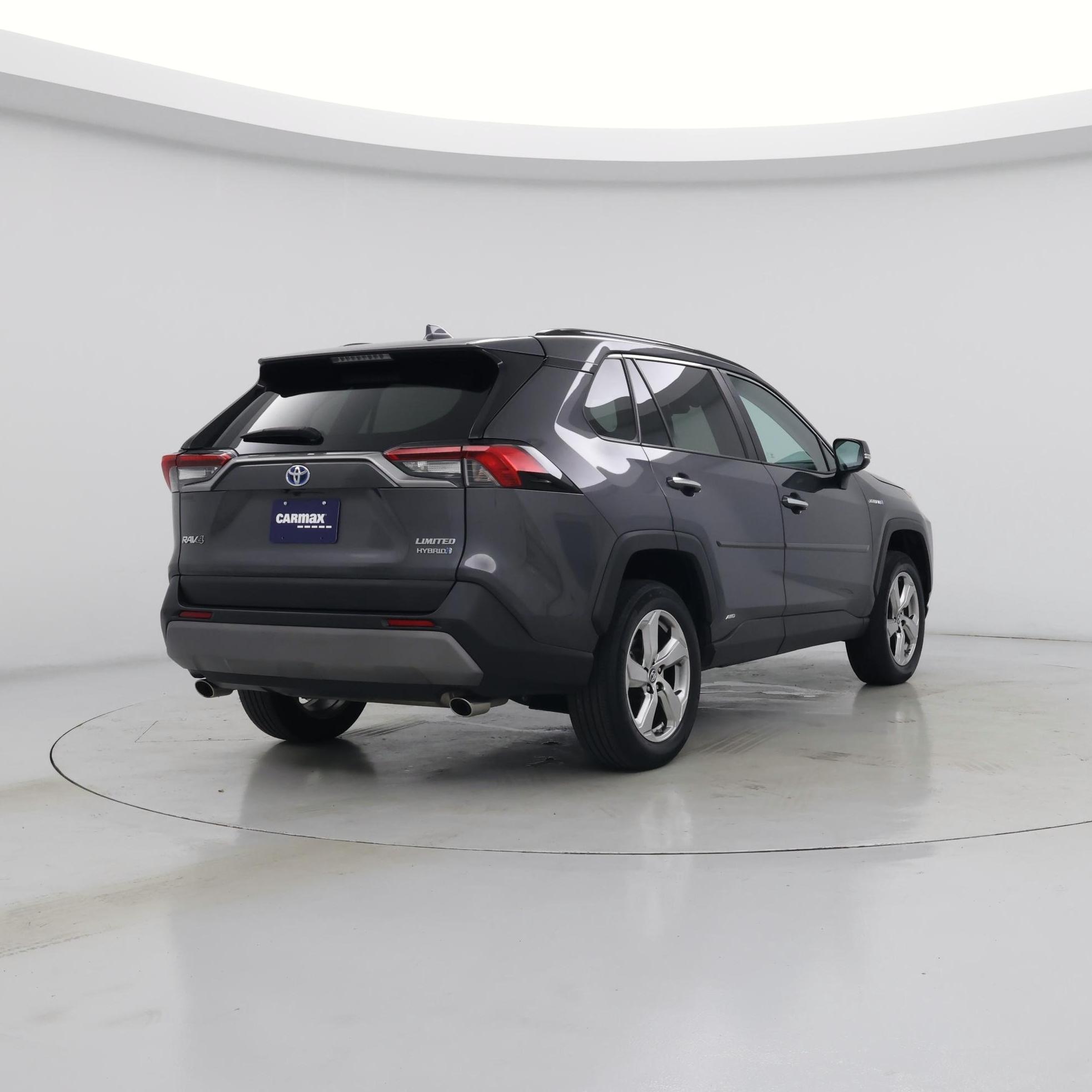 Thumbnail: 2019 Toyota RAV4 - 8