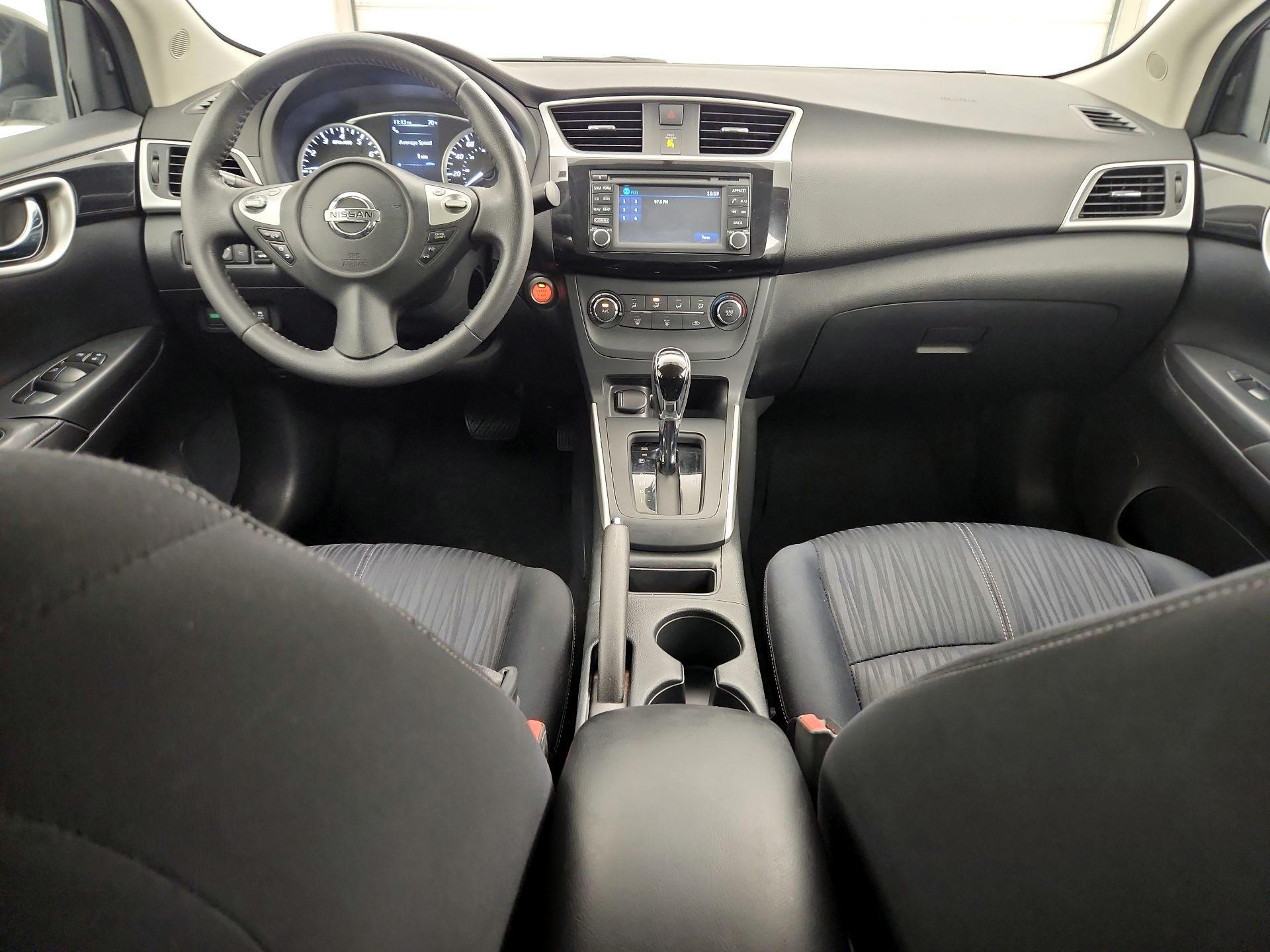 Thumbnail: 2016 Nissan Sentra - 9