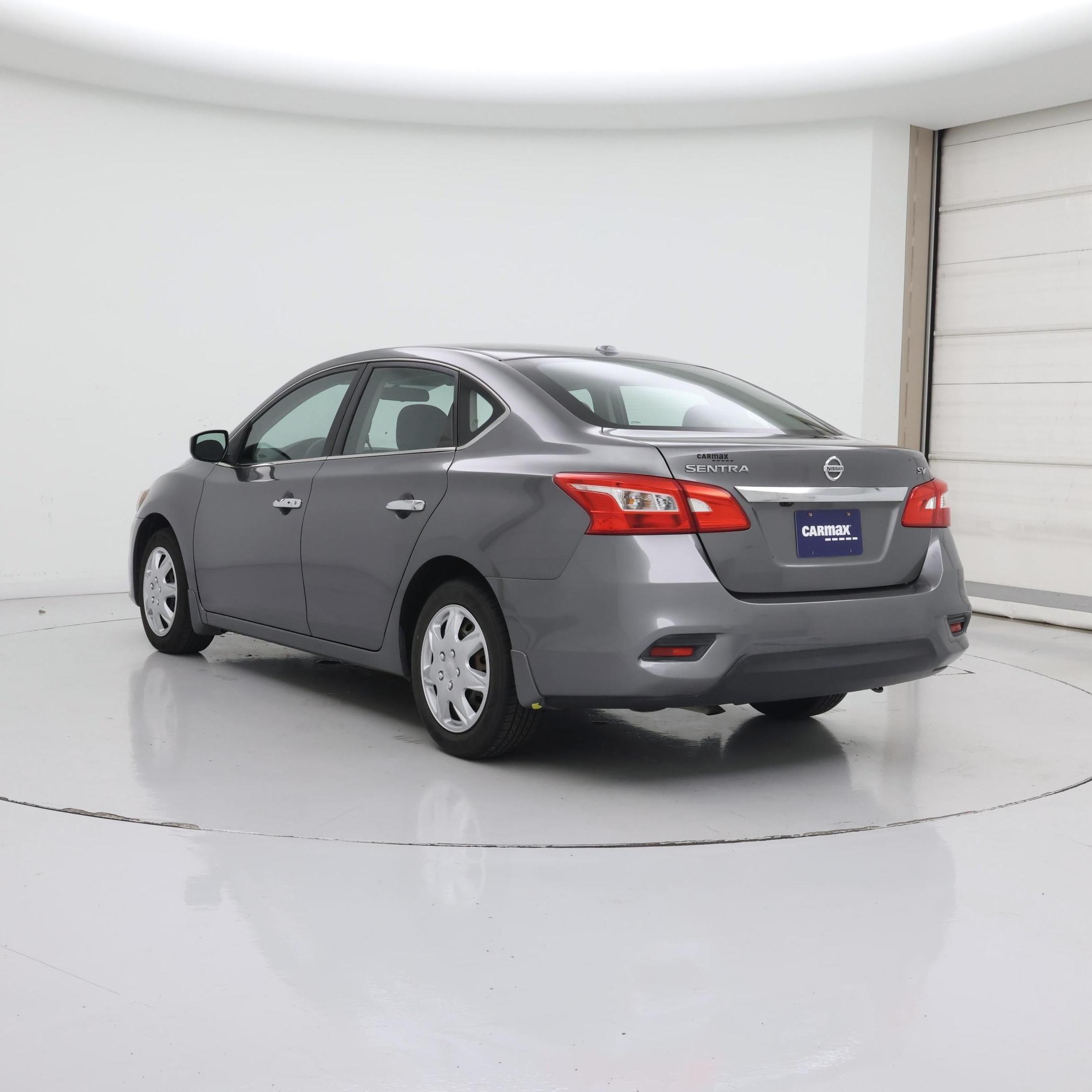 Thumbnail: 2016 Nissan Sentra - 2