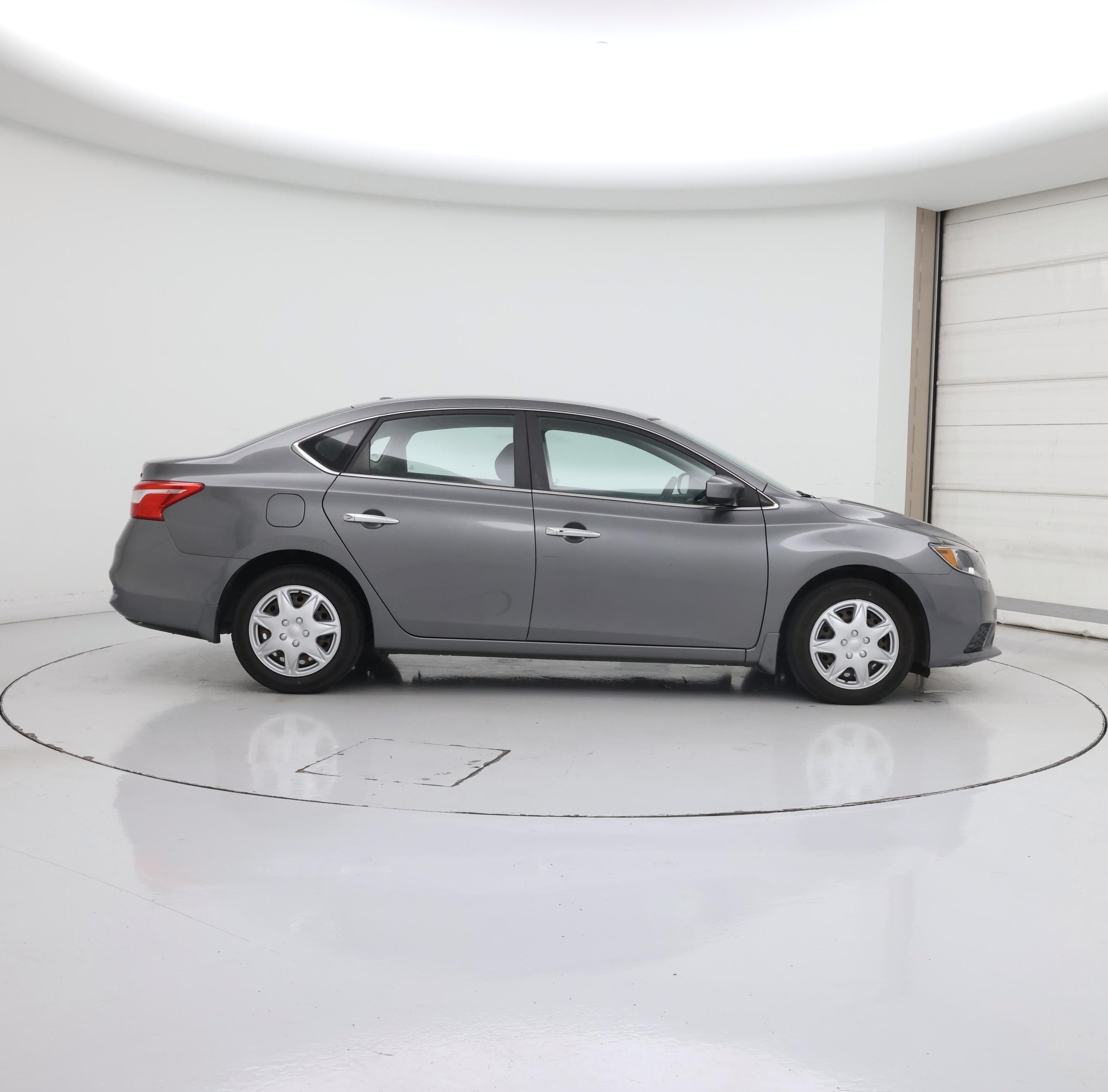 Thumbnail: 2016 Nissan Sentra - 7