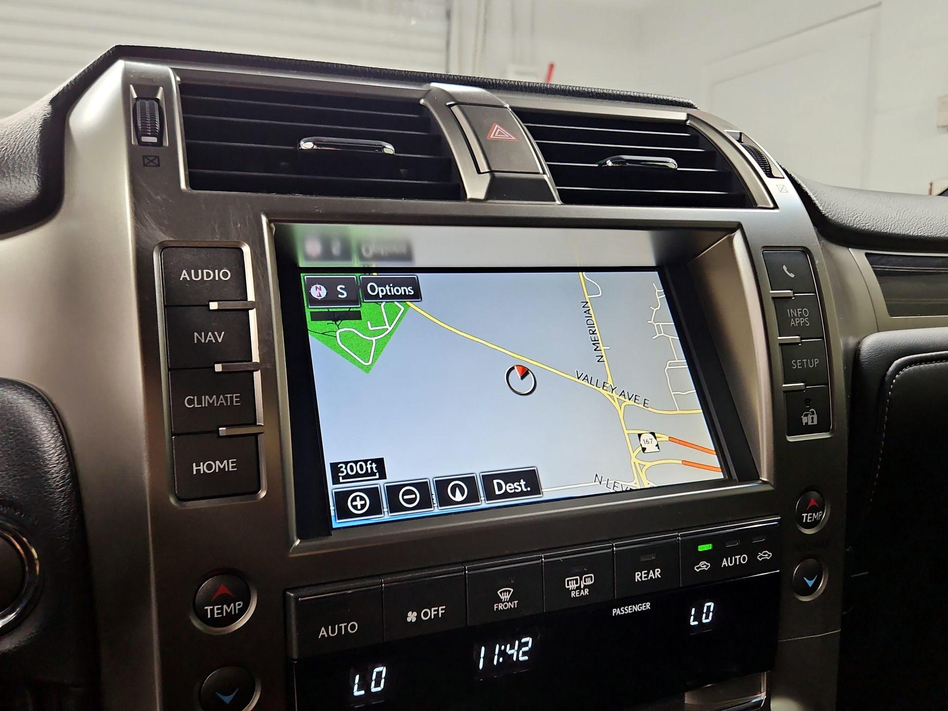 Thumbnail: 2020 Lexus GX - 14
