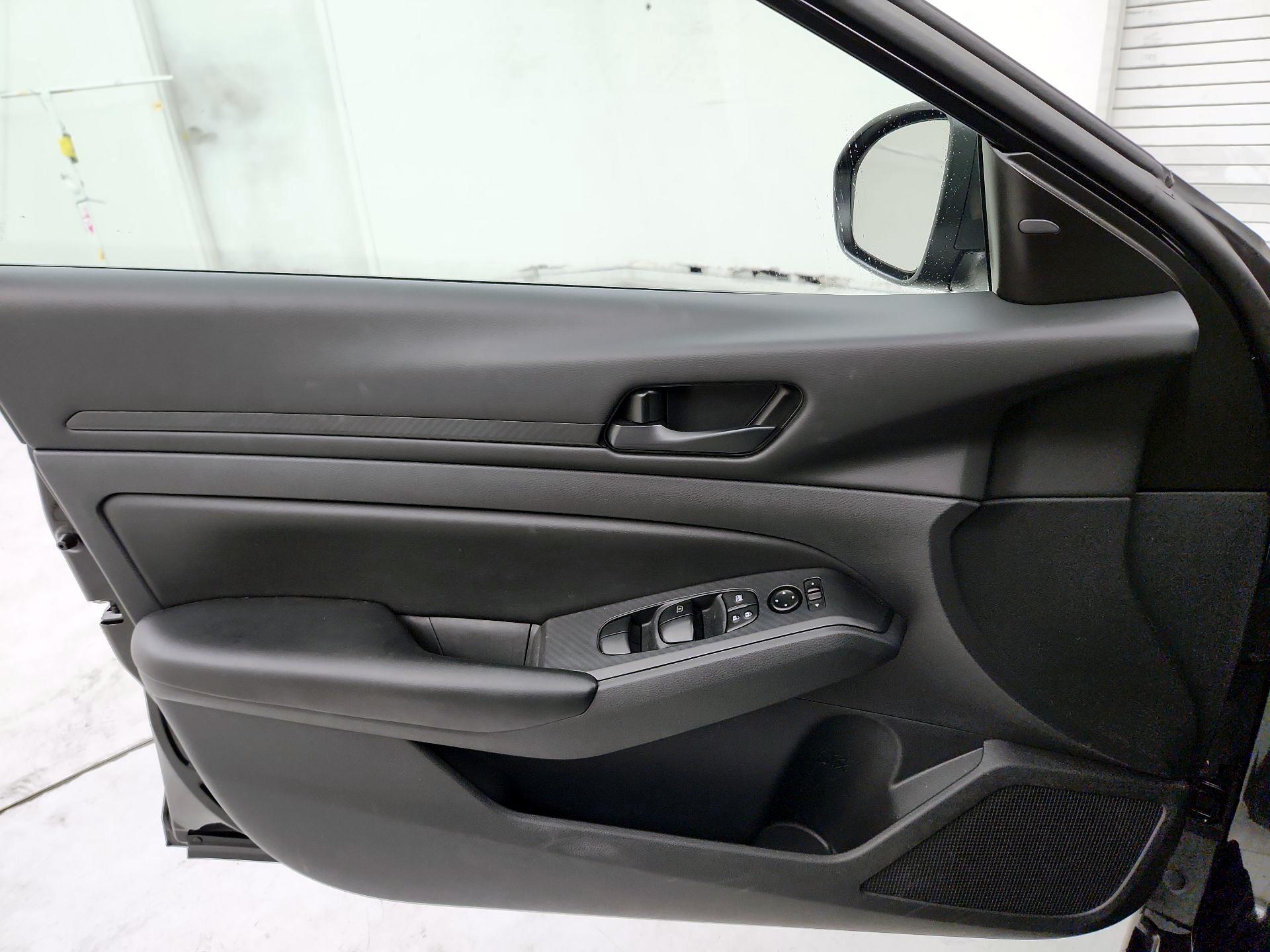 Thumbnail: 2025 Nissan Altima - 12