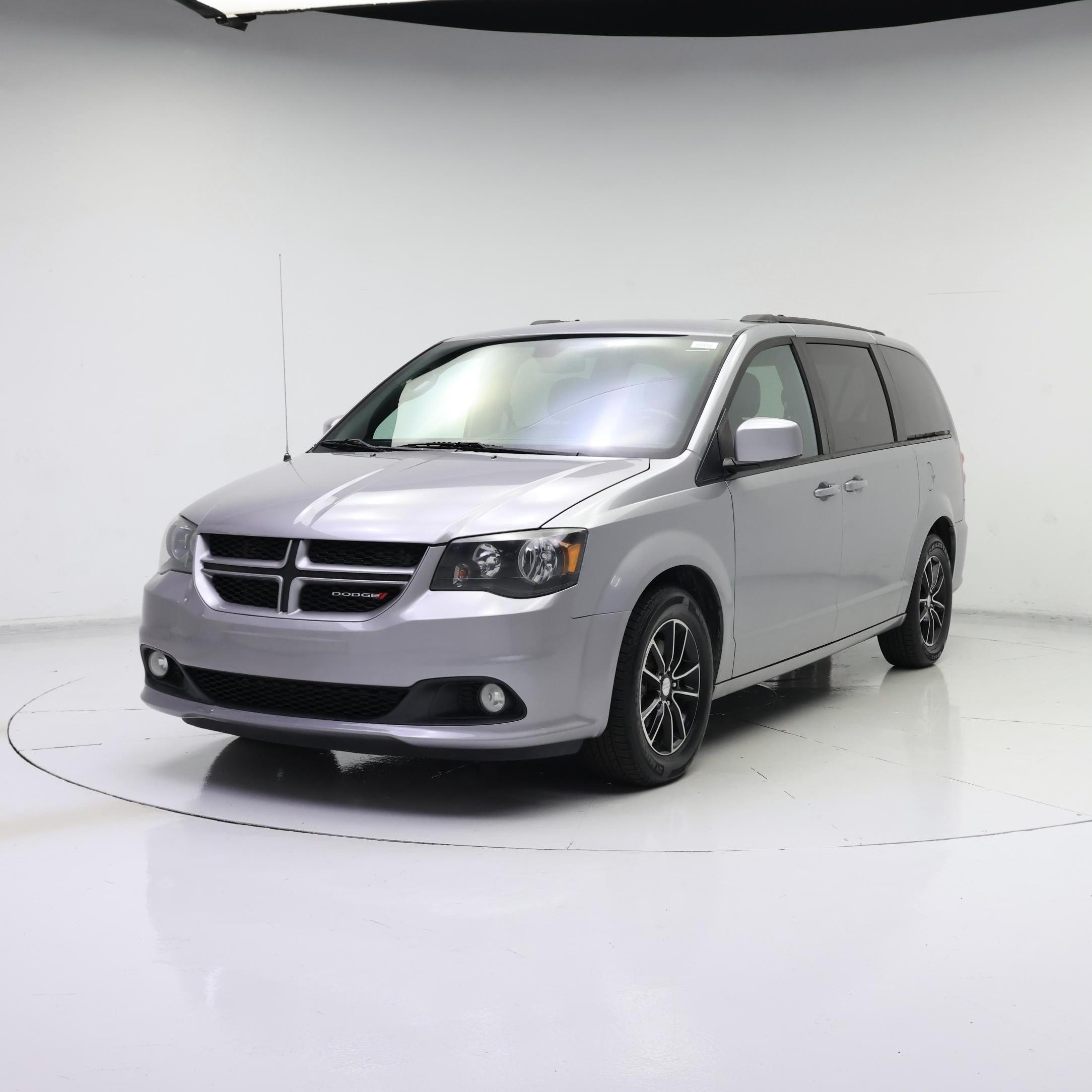 Thumbnail: 2018 Dodge Grand Caravan - 4